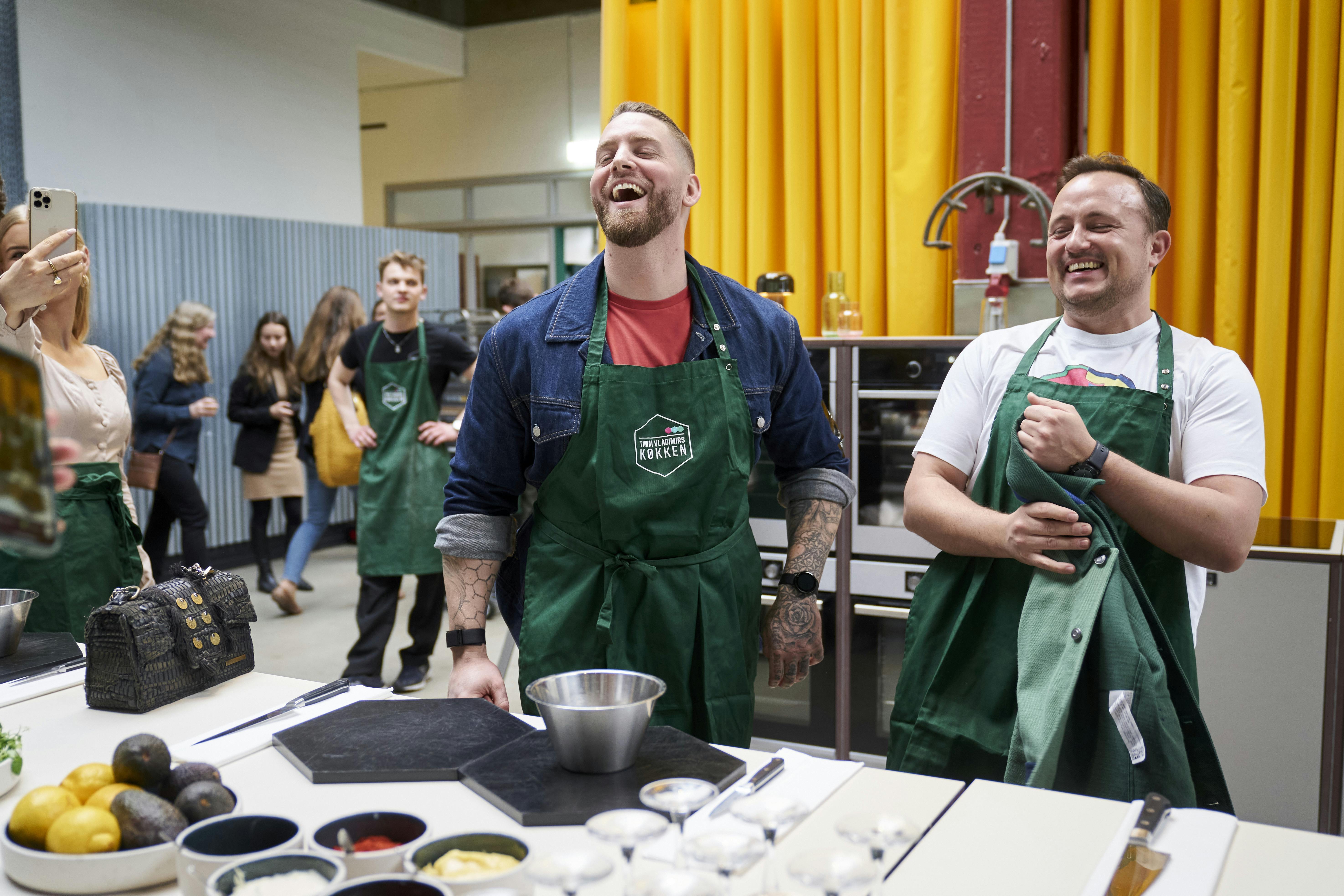 Parret har været sammen siden sommeren 2015, og de bor sammen i København sammen med Sæþór Kristínssons datter.
