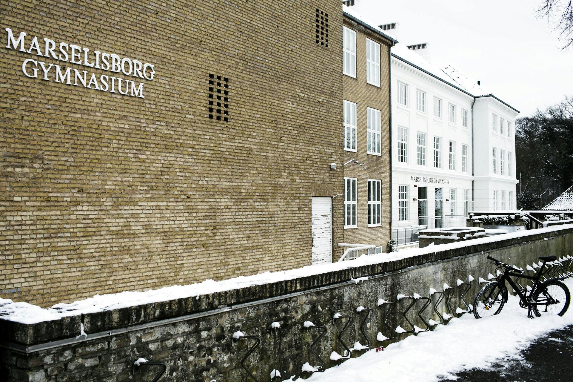 Alle elever blev mandag sendt hjem fra Marselisborg Gymnasium.