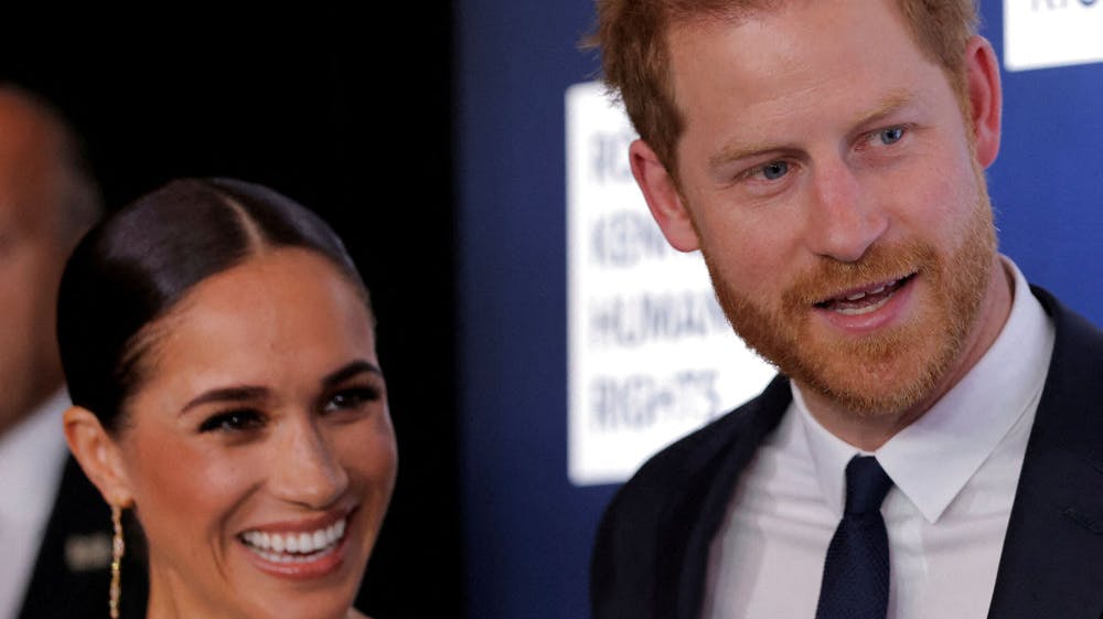 Dokumentaren om Harry og Meghan har slået Netflix' egen rekord for flest seertime i debutugen.