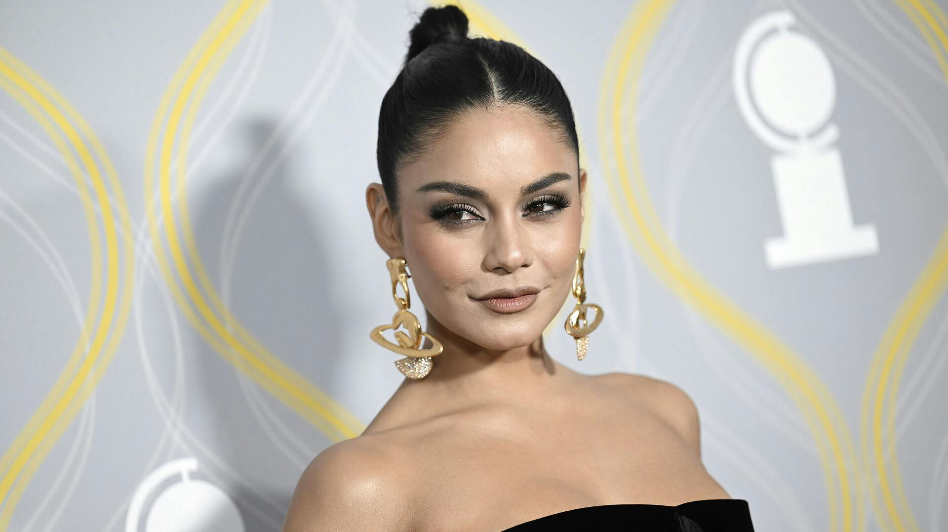 Vanessa Hudgens har fået sine fans til at gå amok over nyt look.