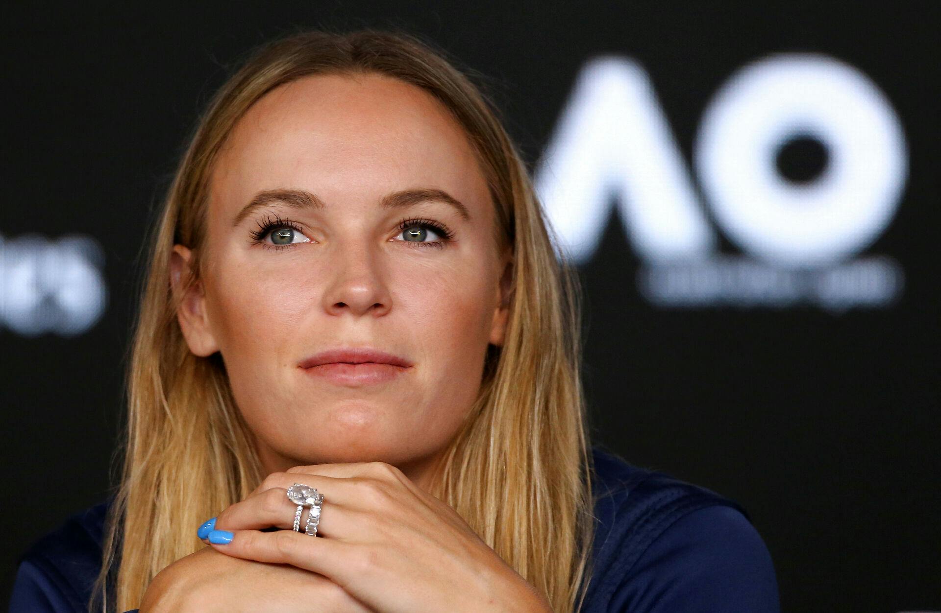 Caroline Wozniacki deler nyheden om nyt job som TV-vært.