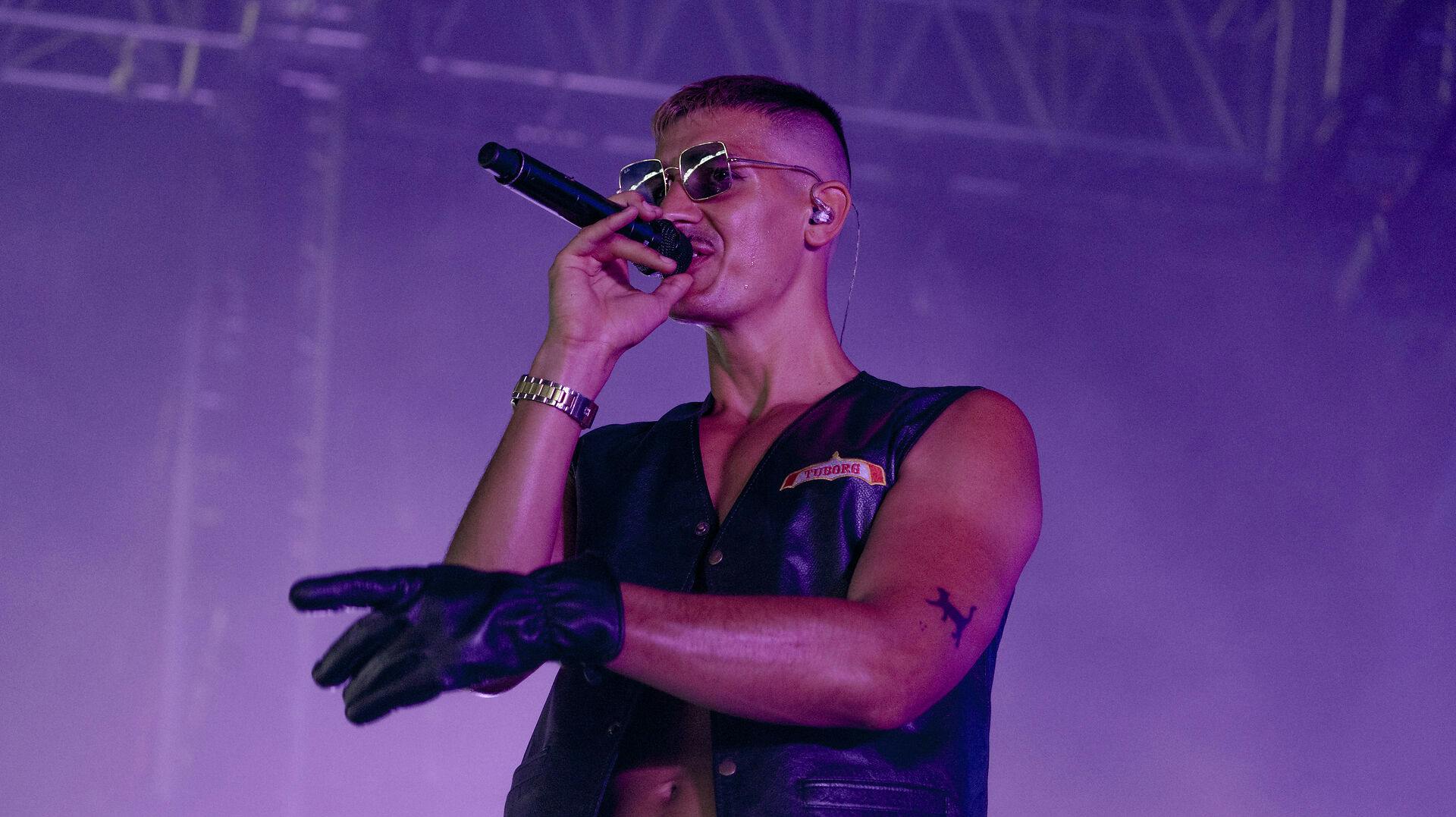 Fotograf Petra Kleis fortæller nu om det famøse nøgenbillede af Tobias Rahim. 