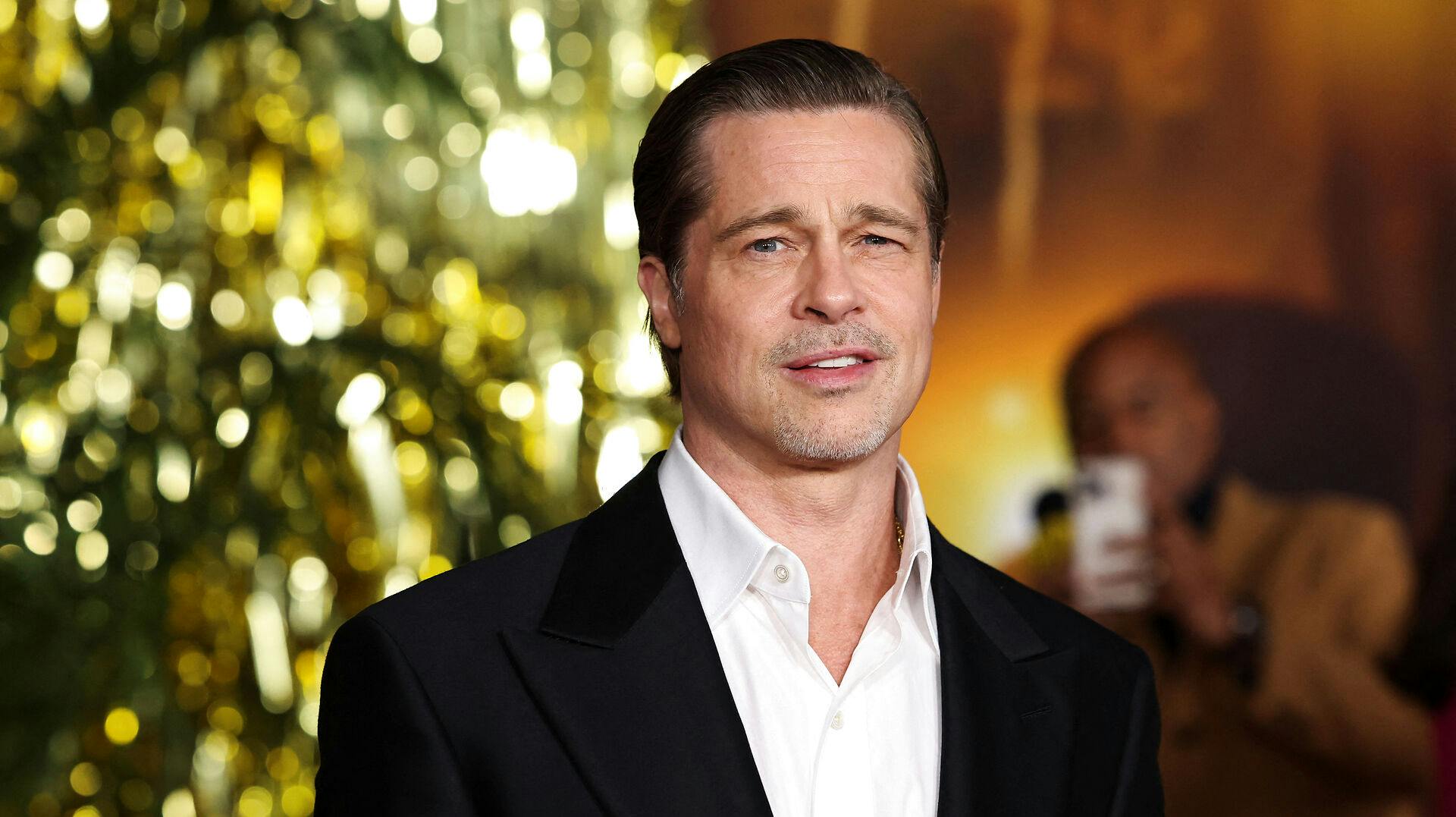Brad Pitt er (måske) ikke længere single.
