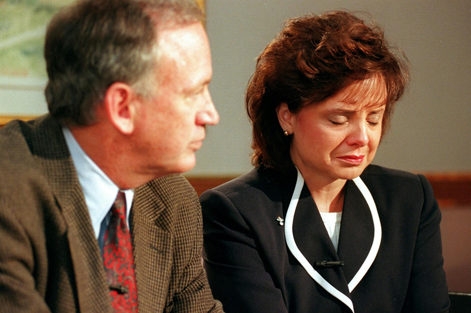John og Patsy Ramsey har alle årene fastholdt, at de ikke var skyld i datterens død. I dag er John 78 år. Patsy døde 24. juni 2006 af kræft i en alder af 49 år.