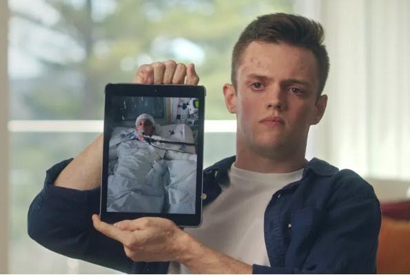 Mens Jesse lå på hospitalet, fik han hveranden dag taget et billede, så han kunne se sin fremgang. 