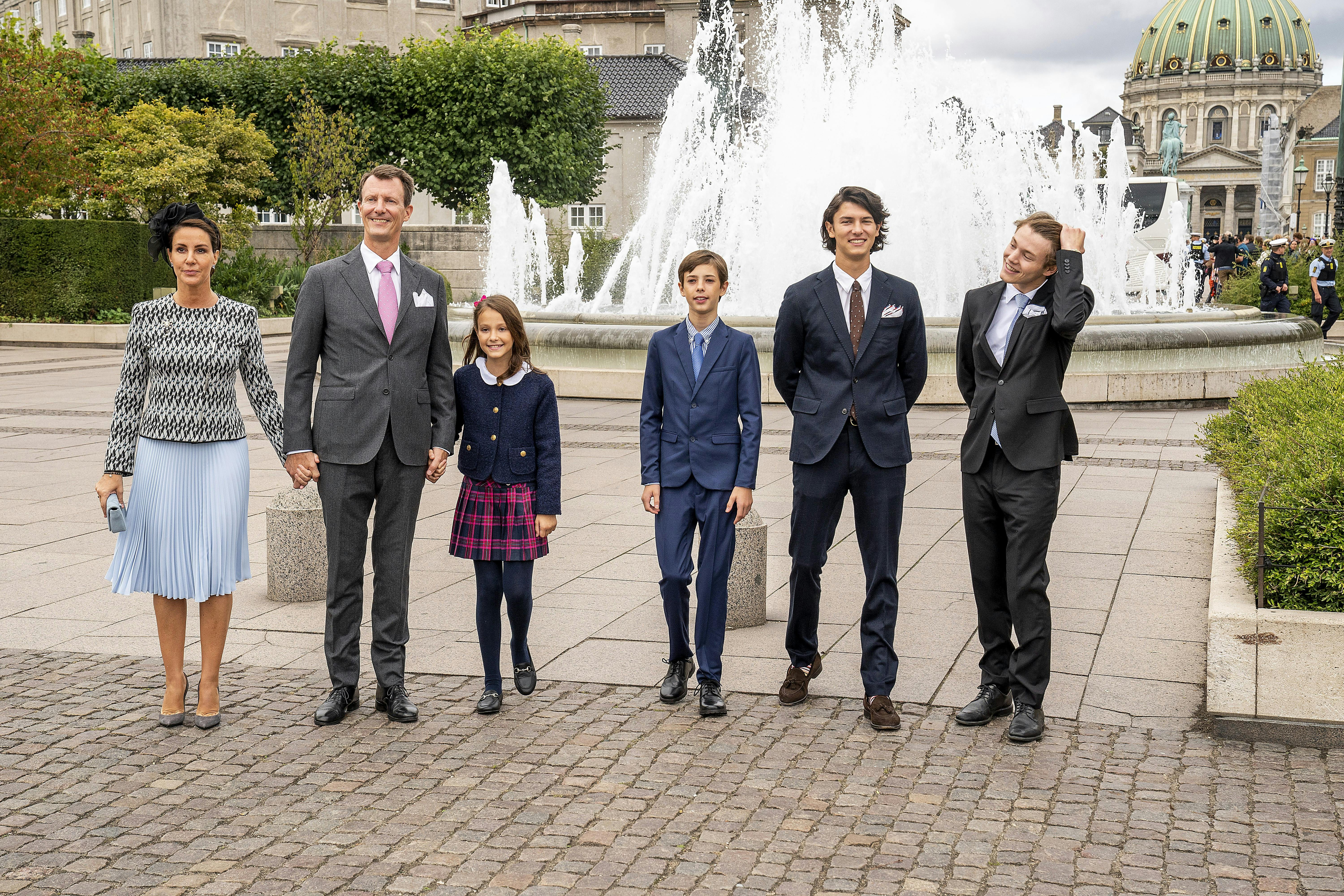 Prinsesse Marie, prins Joachim, prinsesse Athena, prins Henrik, prins Nikolai og prins Felix