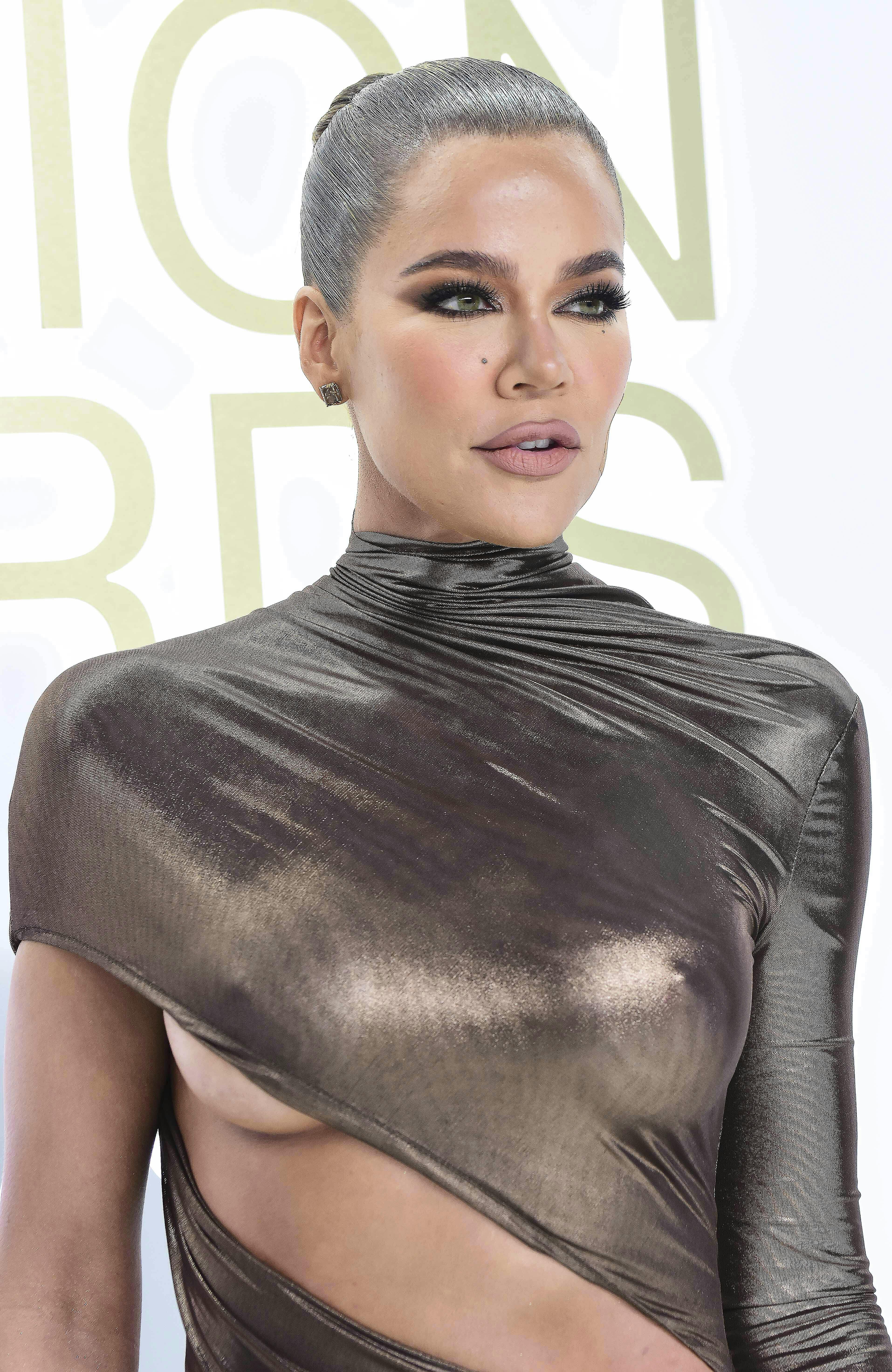 Khloé Kardashian har også selv afvist rygterne om, at O.J. Simpson skulle være hendes rigtige far.