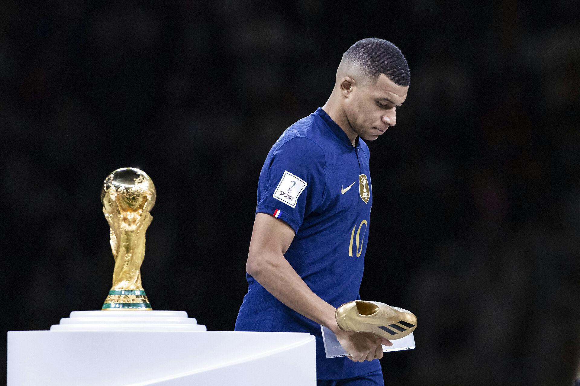 Selv med et hattrick i VM-finalen måtte Mbappe gå forbi det eftertragtede trofæ.