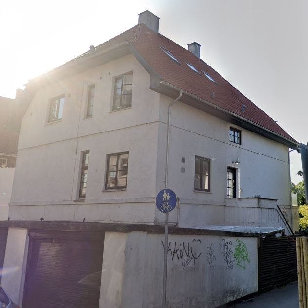 Hvis du har lyst til at bo øverst i denne ejendom, så er det nu, du skal finde 19 mio. kr. frem og slå til..