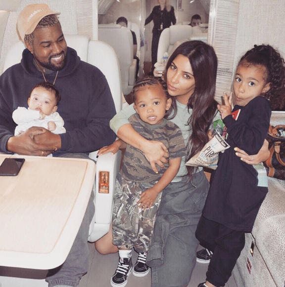 Kim Kardashian og Kanye West har sammen fire børn. 