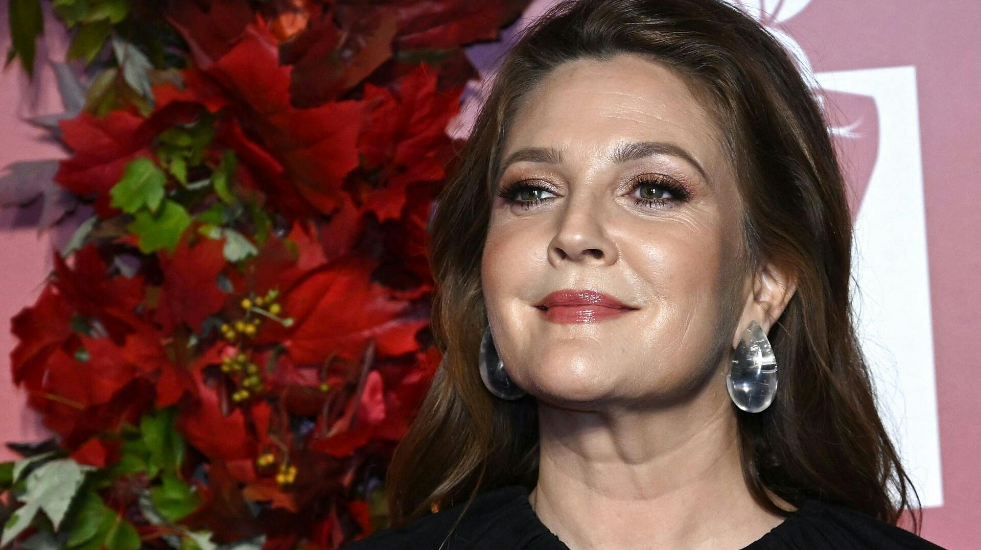 Skuespiller og tv-vært Drew Barrymore håndterede sin skilsmisse ved at drikke. 