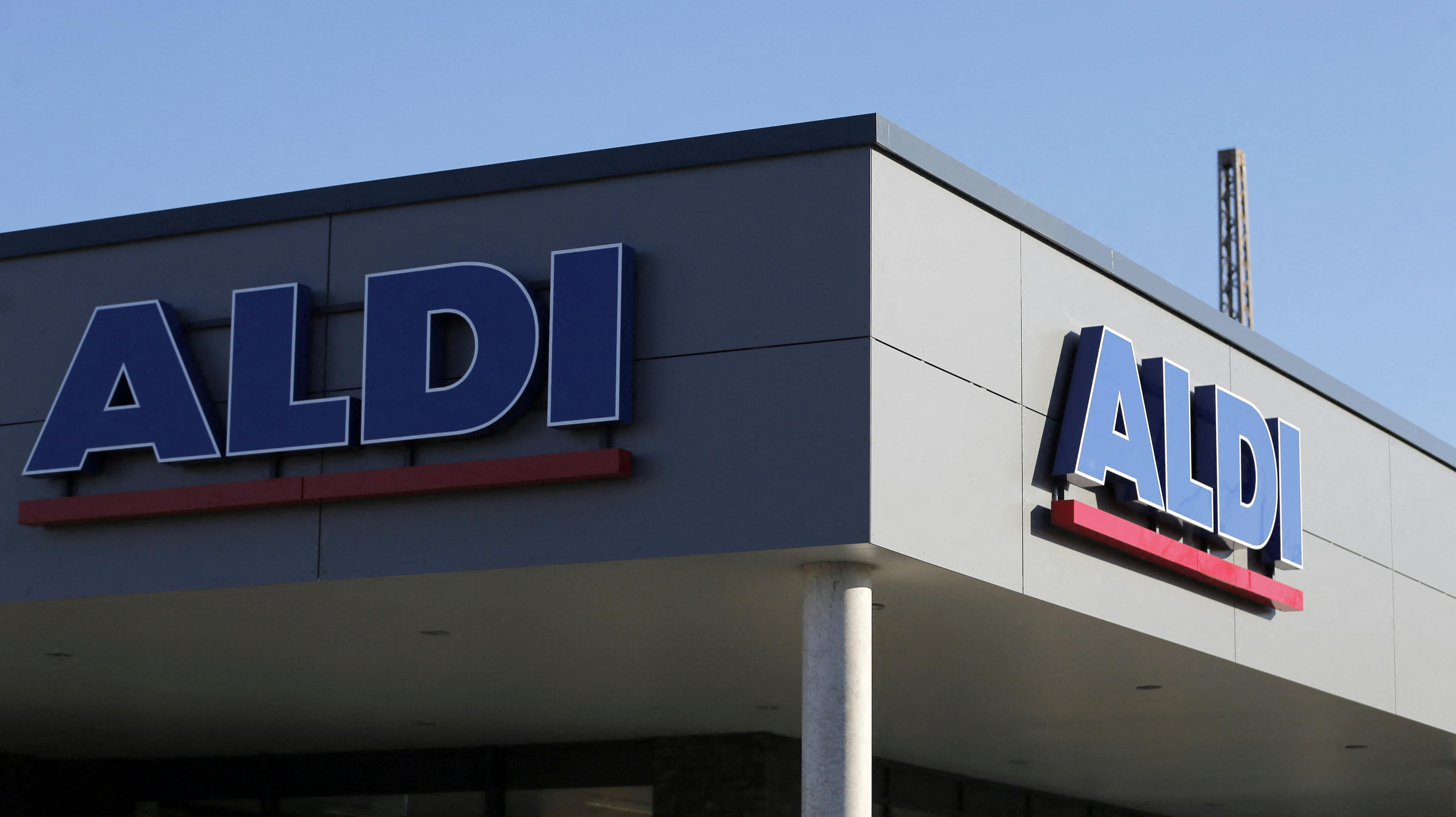 Flere kunder gik tirsdag forgæves, da de blev snydt af et opslag på Facebook, som lød på, at Aldi i Havnegade havde ophørsudsalg.
