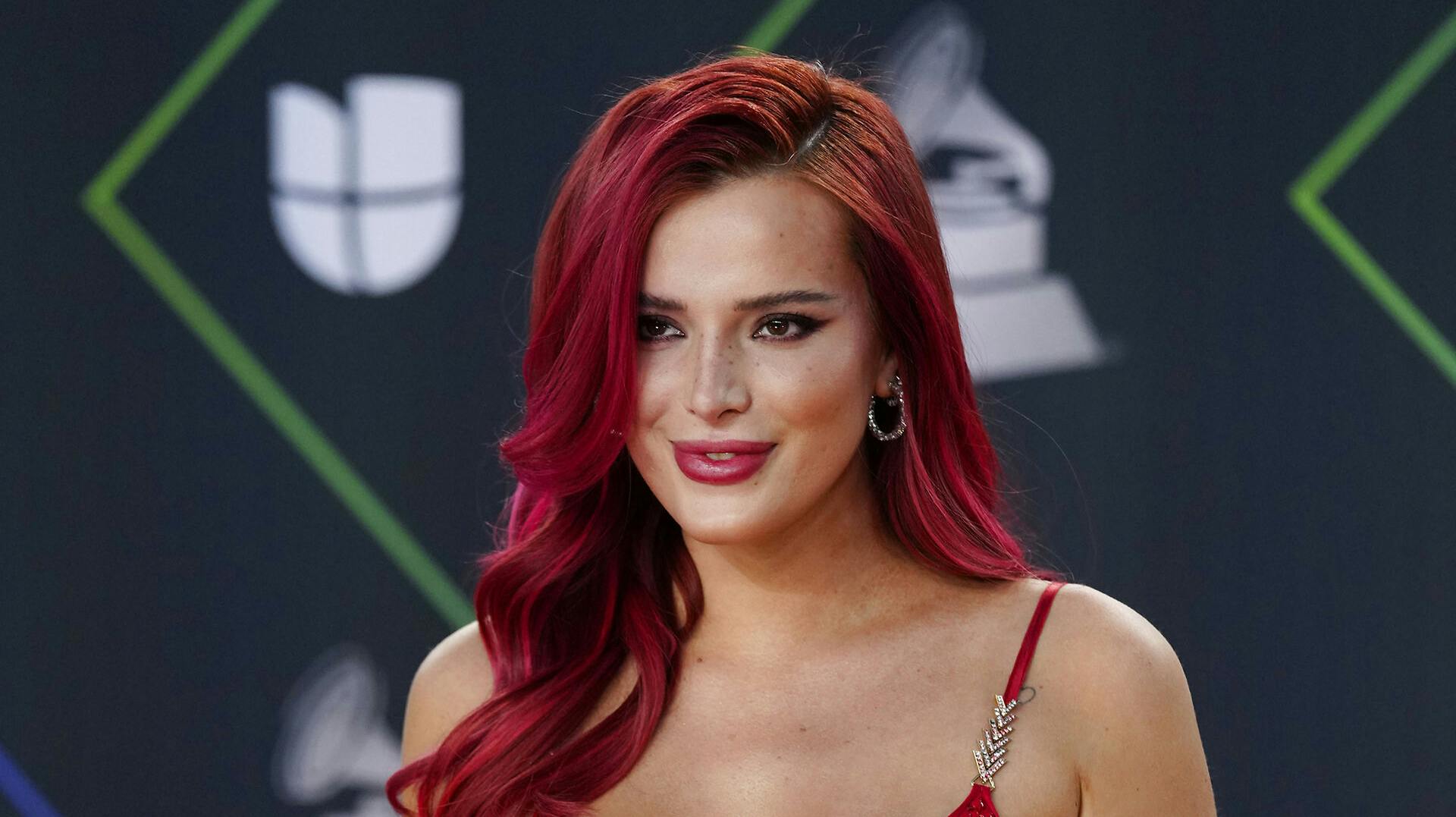 Bella Thorne blev som 14-årig fotograferet i bikini, hvilket næsten kostede hende en fyring.