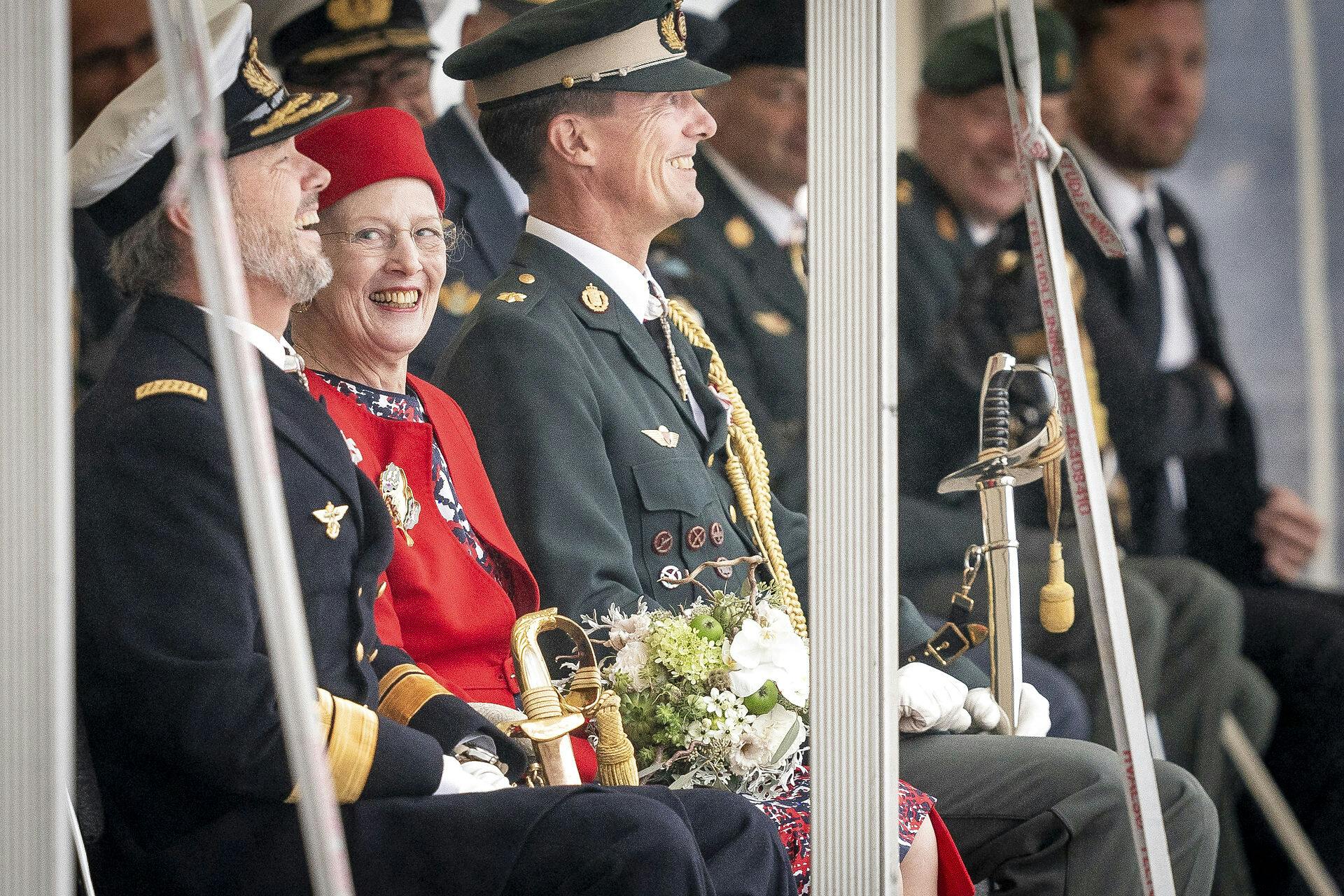 I talen rakte dronning Margrethe ud til hele familien.