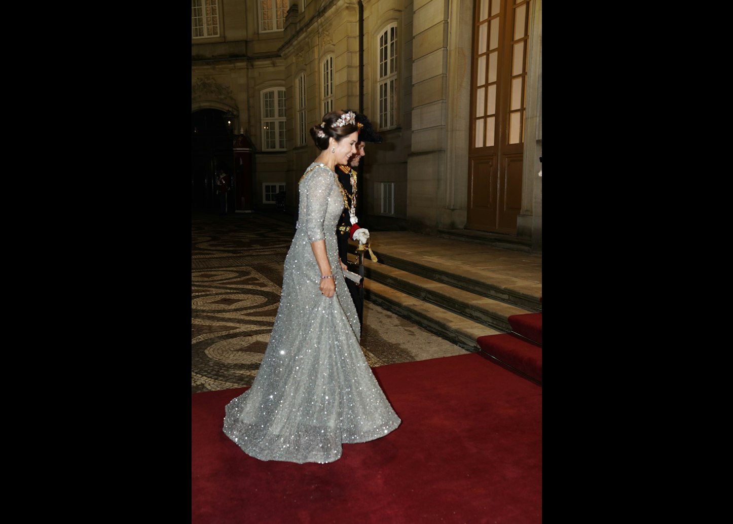 Новогодний Прием в Амалиенборге 1 января 2023 года. ОБНОВЛЯЕТСЯ Новогодний Прием в Амалиенборге 1 января 2023 года. ОБНОВЛЯЕТСЯ