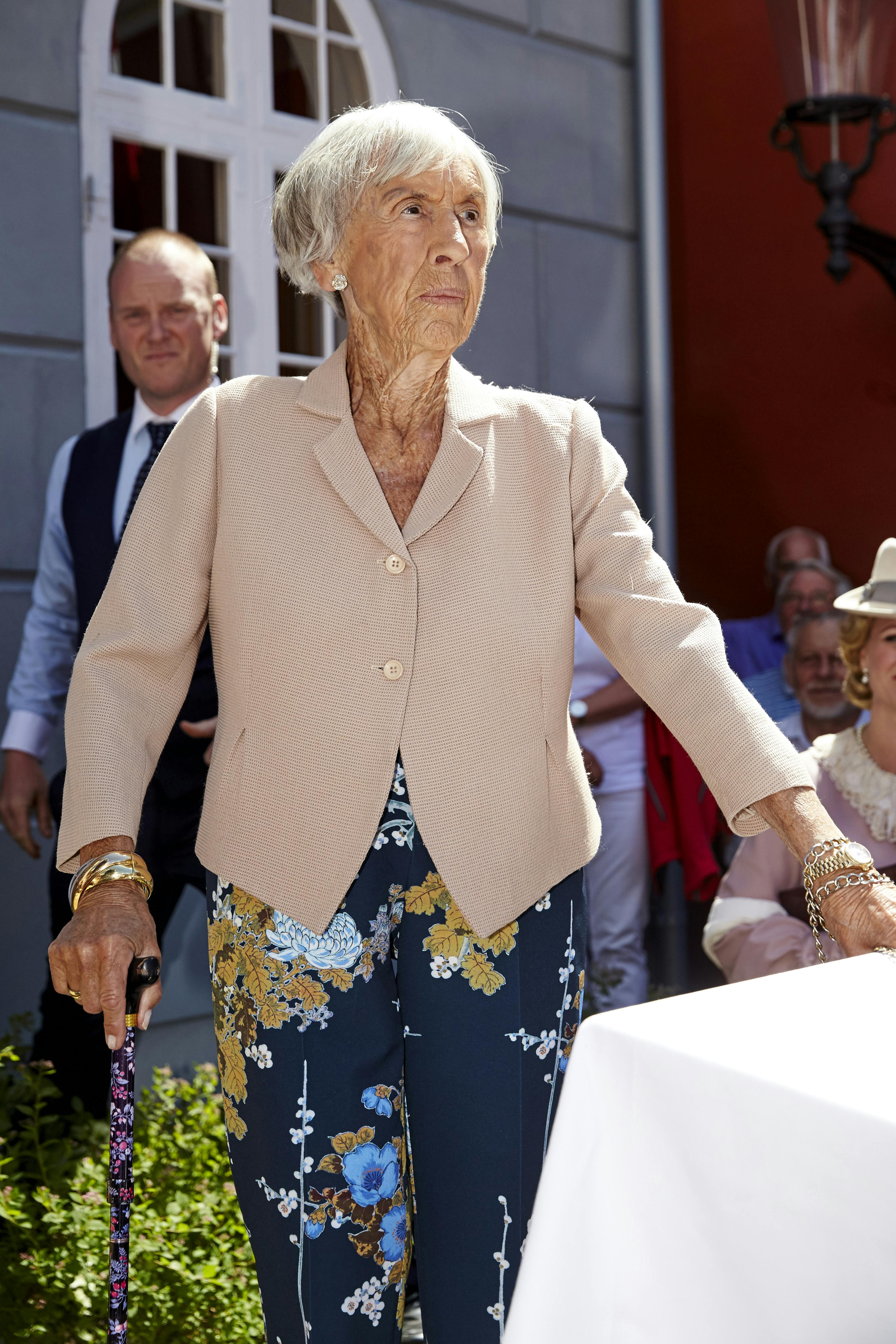 Lise Nørgaard havde store problemer med synet de senere år. Men hjernen fejlede bestemt ikke noget. 