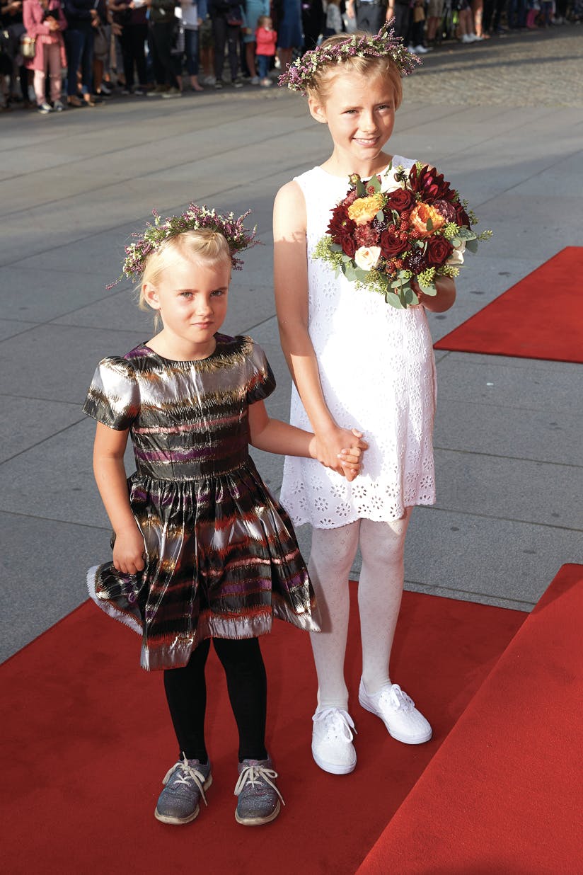 Simon og Stines døtre var blomsterpiger, da dronningen åbnede Aarhus Festuge i 2017.
