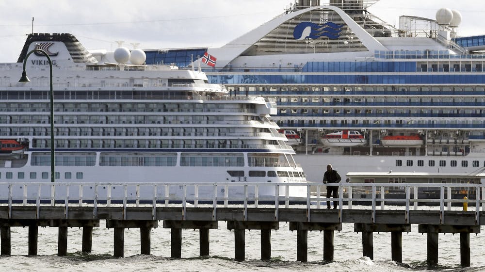 Krydstogt fanget på havet