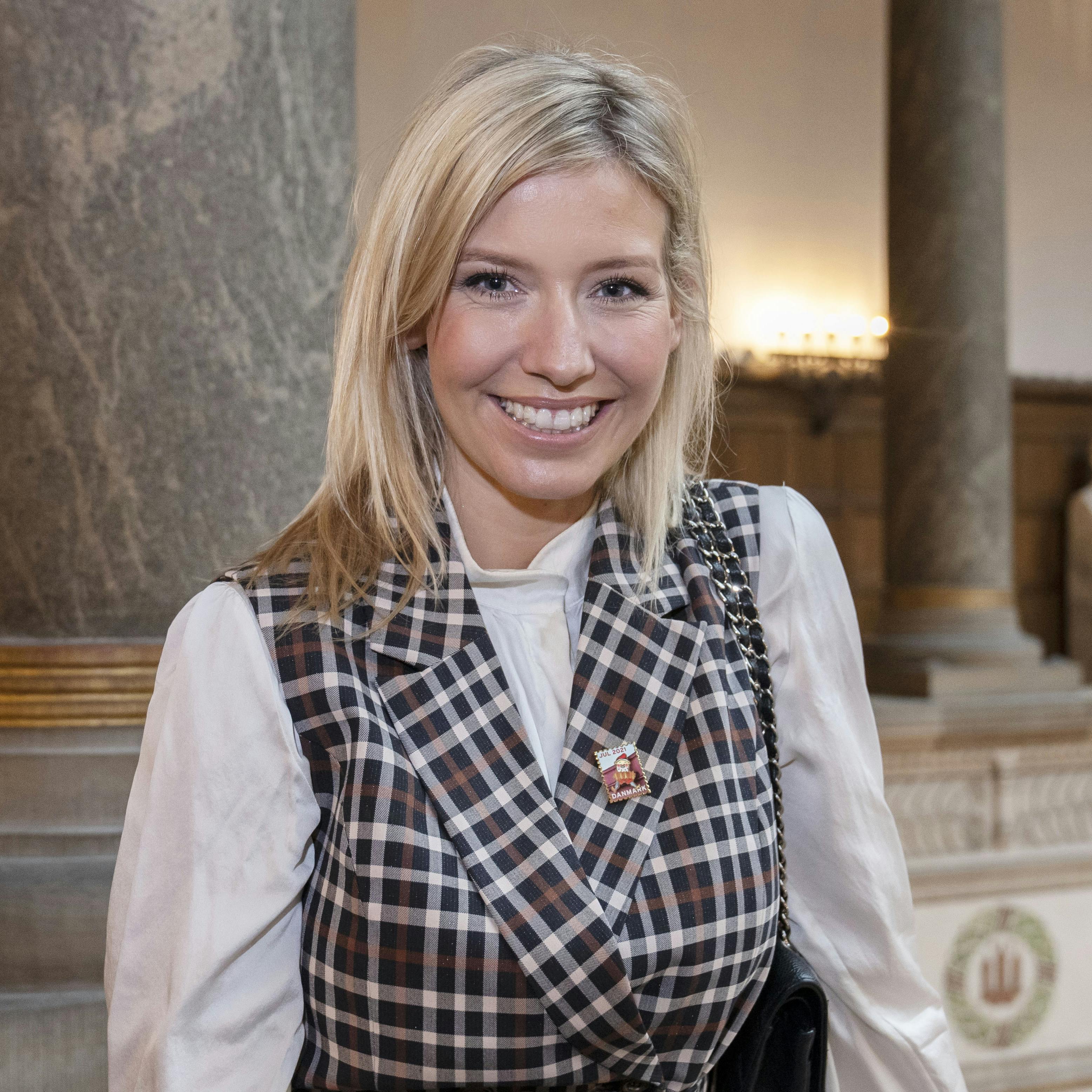 Det var noget af en øjenåbner, da Carla Mickelborg blev så fuld, at hun næste dag vågnede op med en brækket næse.