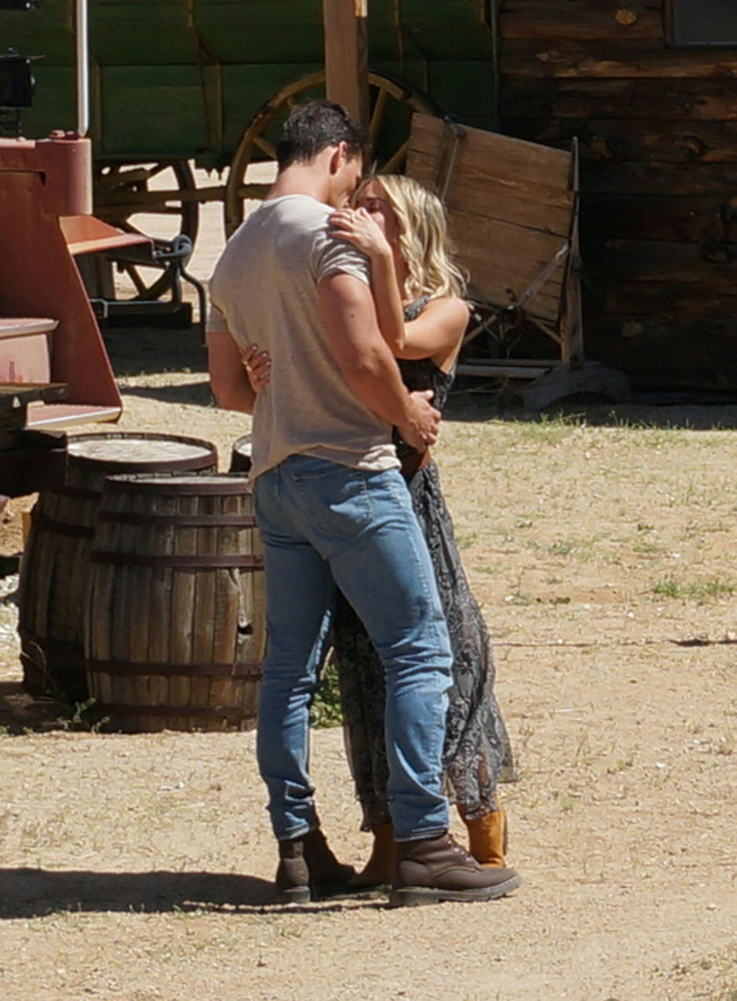 Kristin Cavallari kyssede løs på Tyler Cameron allerede sidste år.