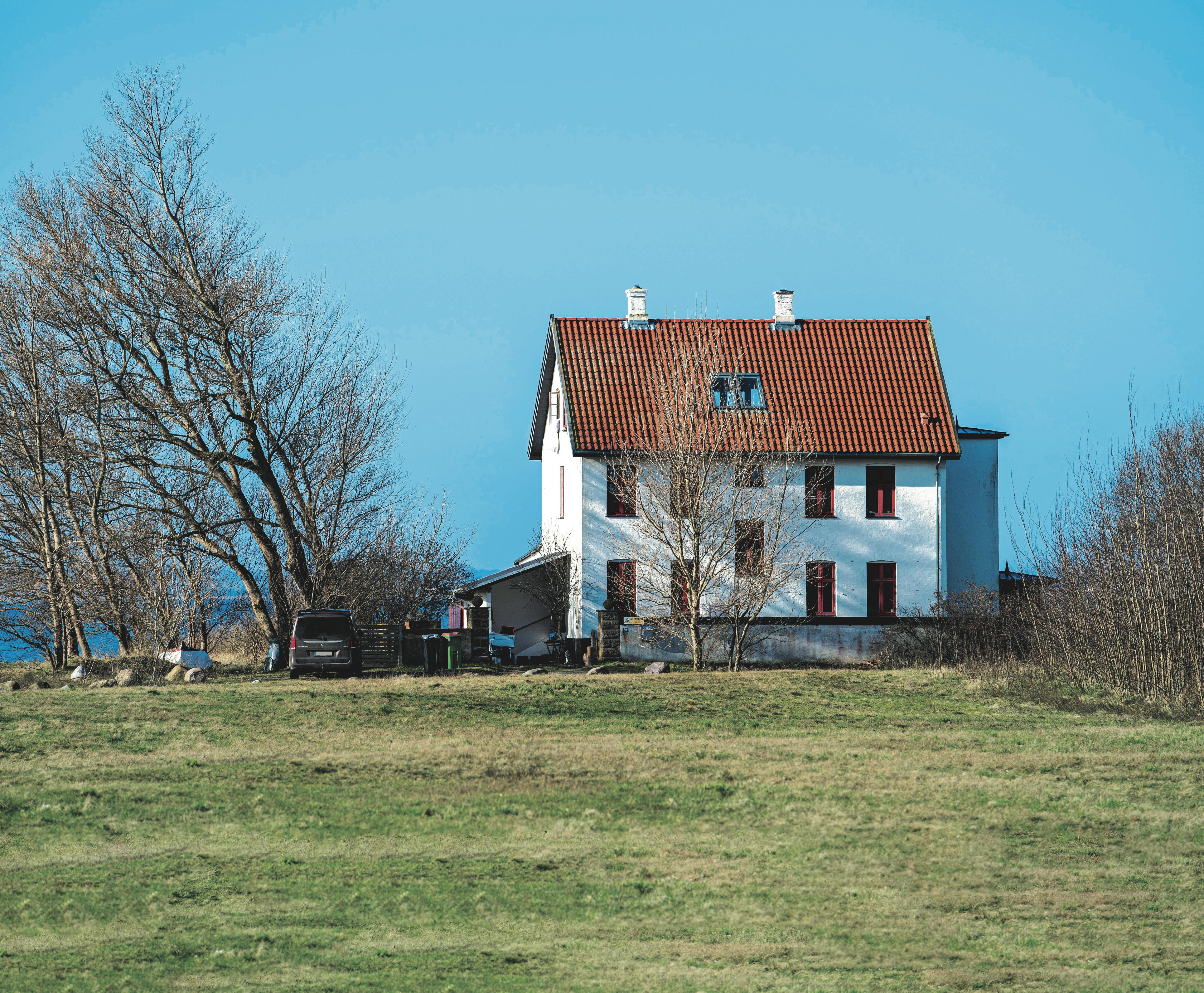 Huset i Lynæs danner nu rammen om Marian og Mikkels hjem, hvor også Theis, Ida og deres to børn Nis og Rita er flyttet ind.&nbsp;
