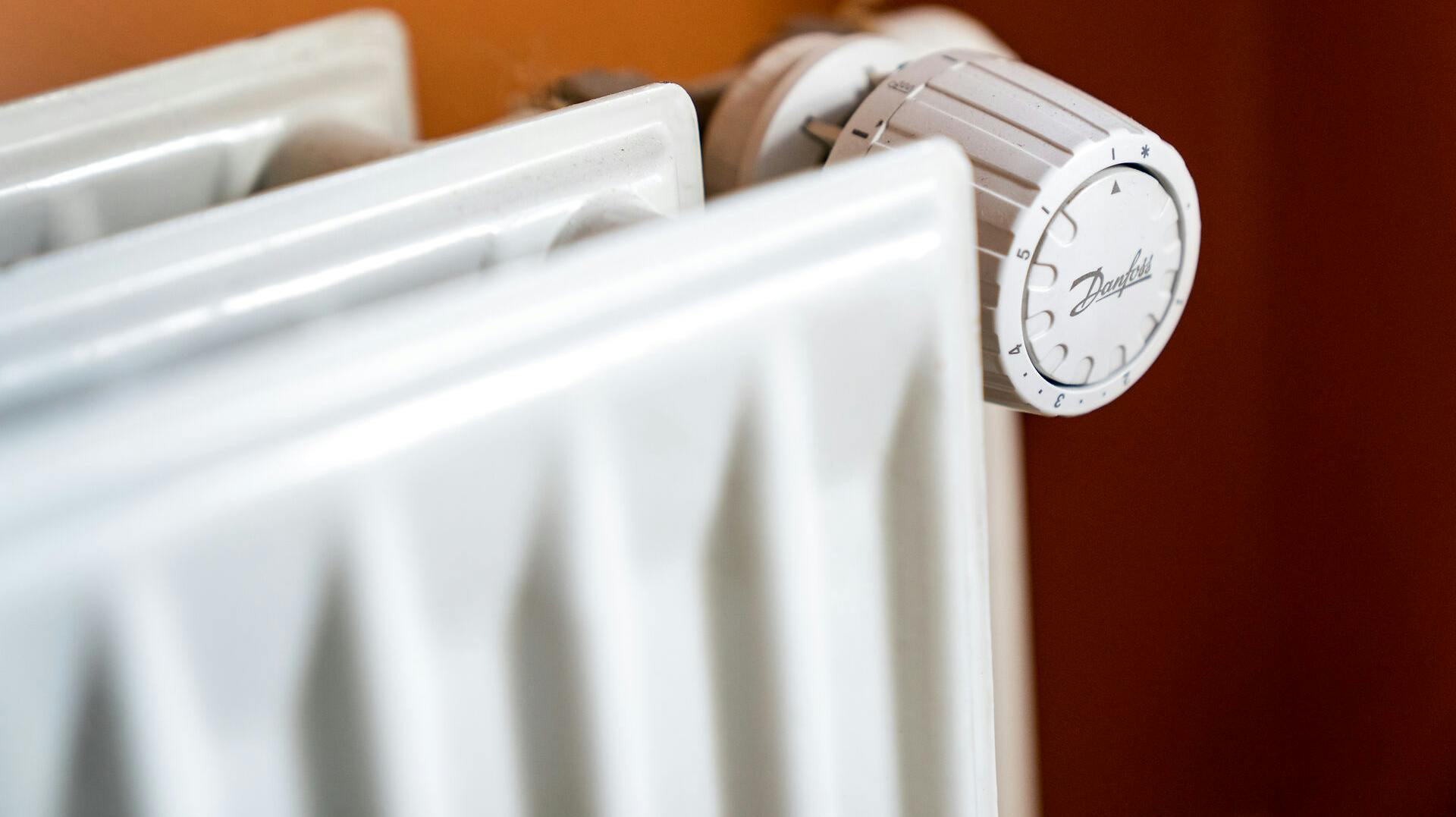 El- og varmeregningen bliver billigere