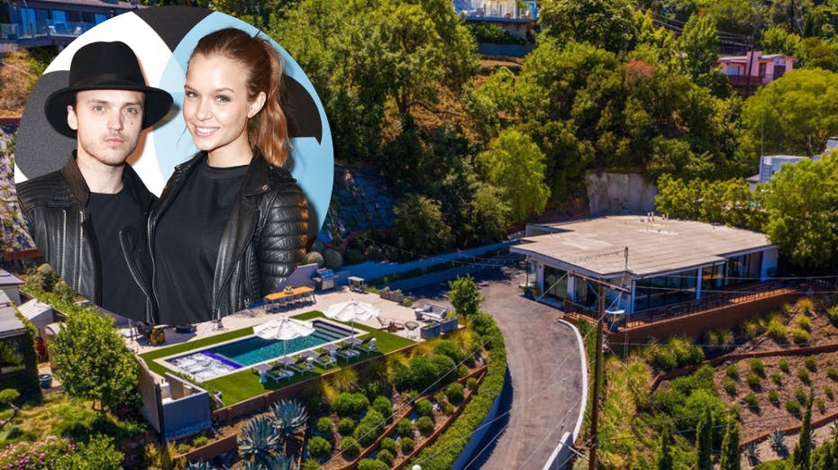 Josephine Skriver og Alexander DeLeon har smidt 16 millioner kroner efter et hus i Hollywood Hills.&nbsp;