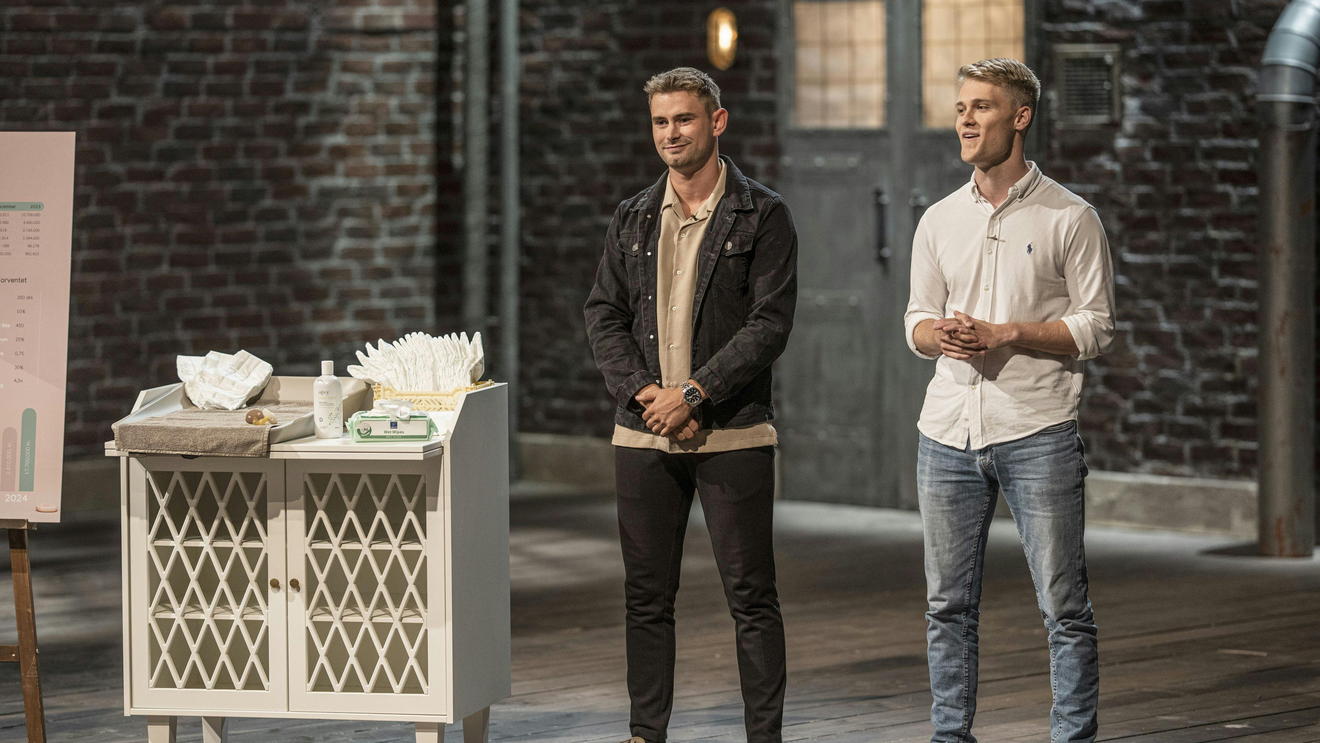 Christoffer og Patrick havde noget af en opgave foran sig, da de skulle overbevise de fem løver om at investere i deres virksomhed. 