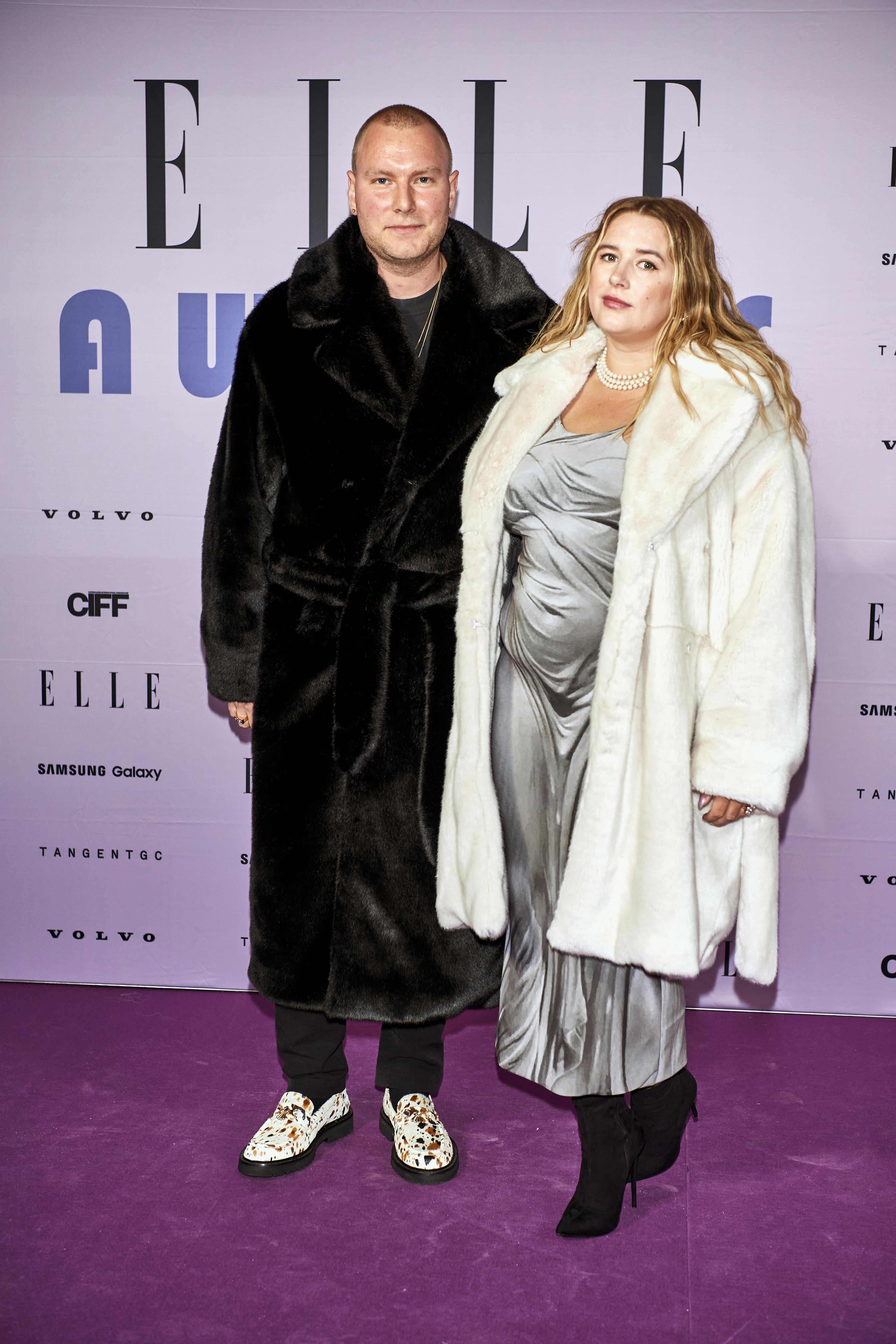 Sammen har parret datteren Penelope og sønnen Bobby. På billedet er Maria Jencel gravid med Bobby.