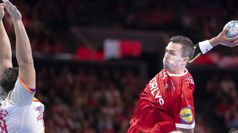 - Til træning har han kørt fuldt skrald. Det kommer han også til i de kommende dage, siger Nikolaj Jacobsen, der satser på stor rolle til Rasmus Lauge under slutrunden.