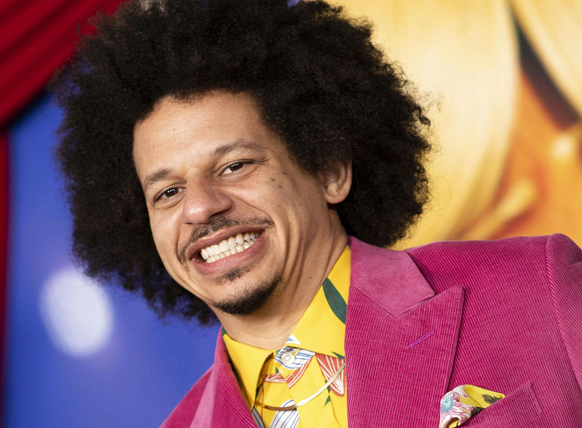 Eric André har tidligere datet en kvinde, der ikke anede, han var kendt. Sådan er det nok ikke helt med Emily Ratajkowski.