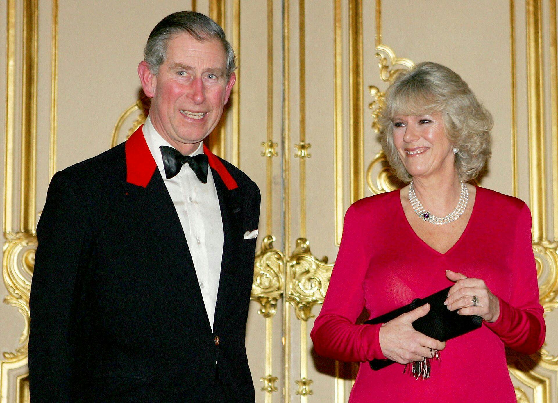 Prins Charles og Camilla blev gift i 2005 - godt ni år efter prinsesse Dianas fatale bilulykke i Paris.
