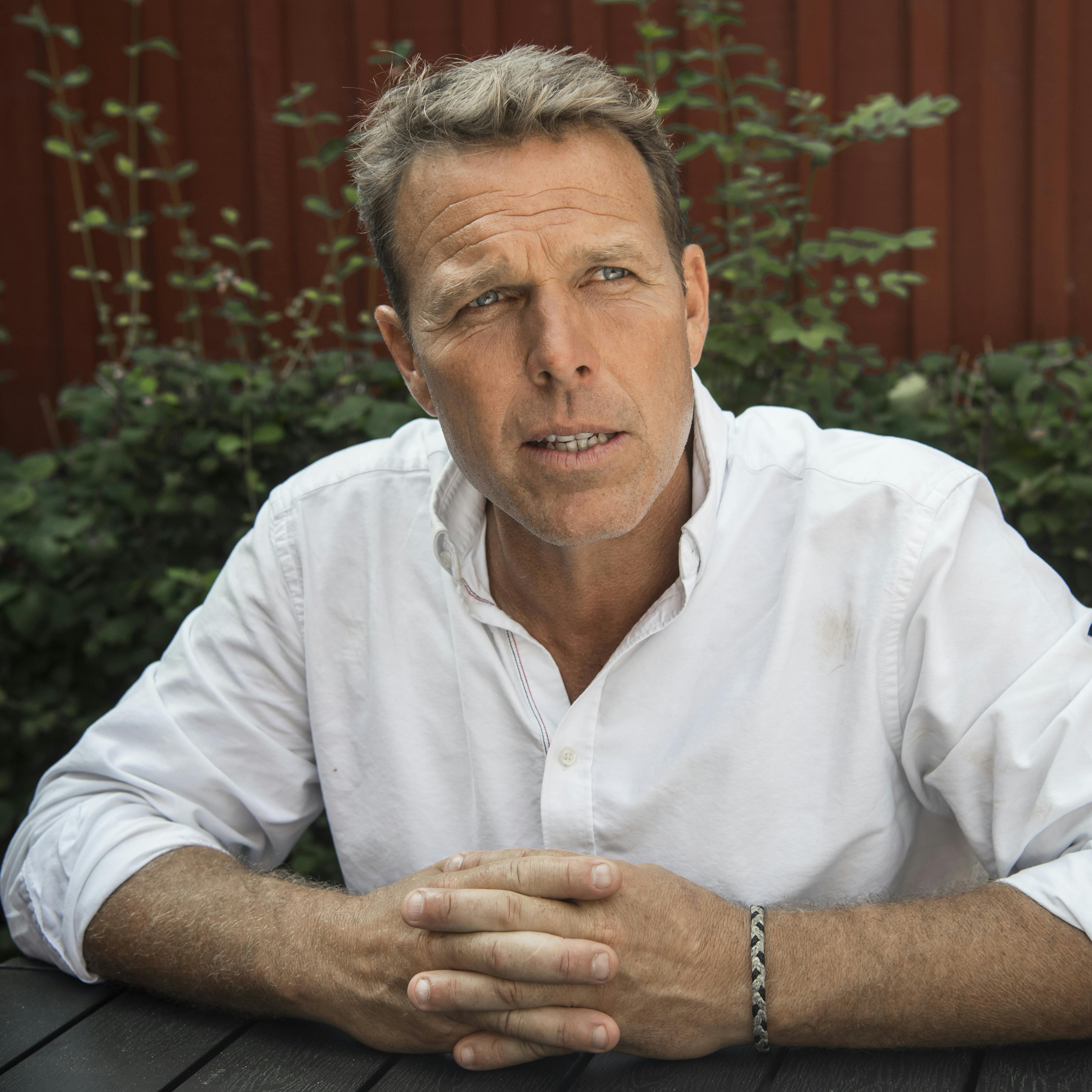 Mikkel Beha Erichsen, 56, spurgte sin far om lov, før han inviterede TV 2 med på Havana. 