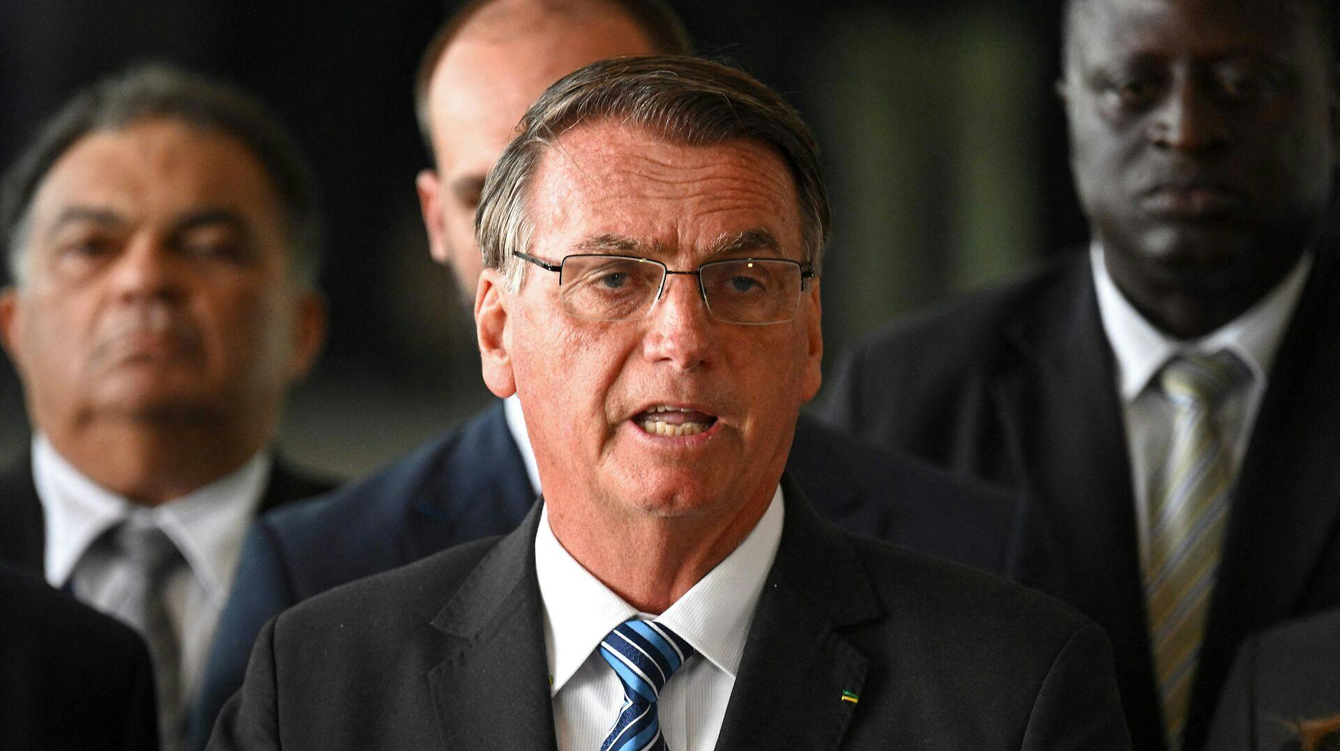 Jair Bolsonaro afviser, at han har opfordret til stormløbet på de brasilianske forbundsinstitutioner.