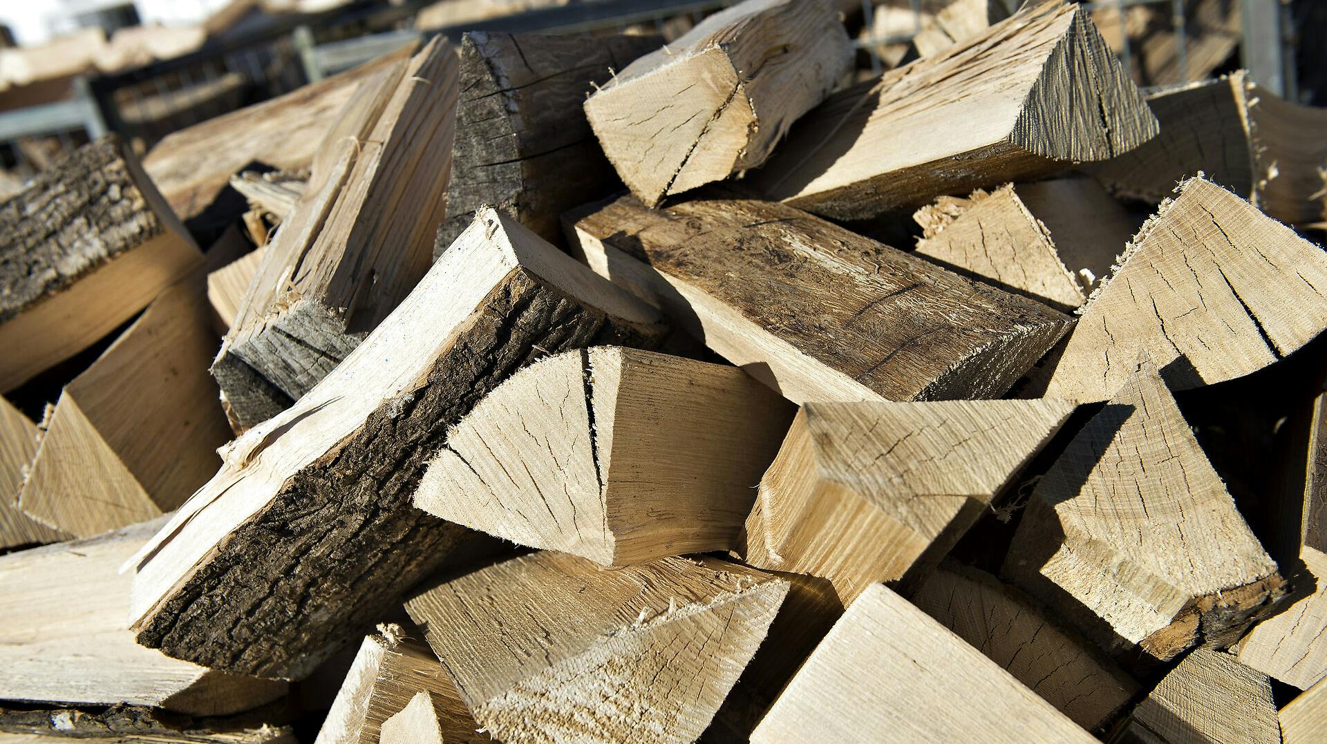 De høje energipriser fik danskerne til at søge efter brænde på DBA, i et omfang som ikke er sit tidligere.