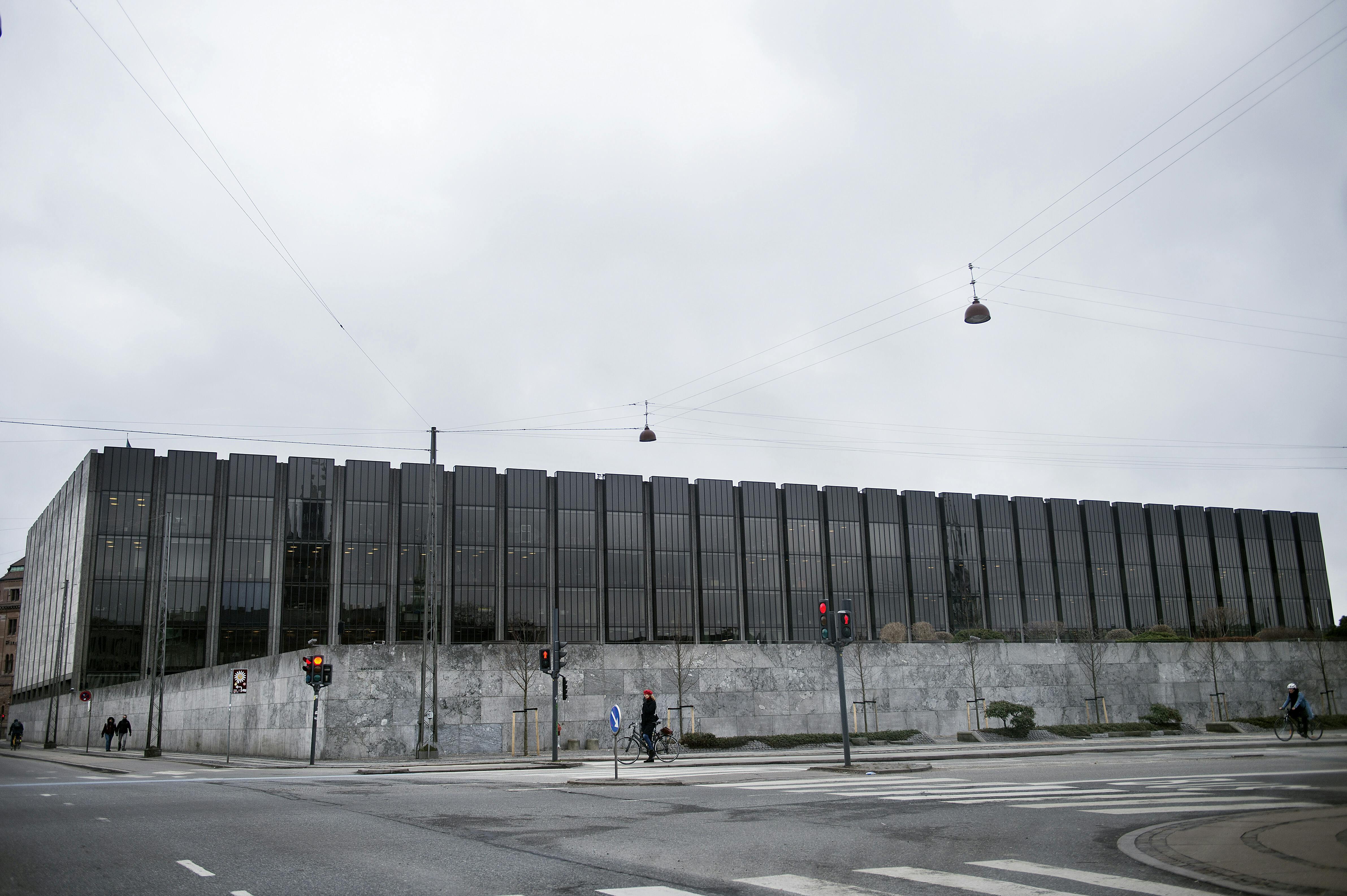 Nationalbanken er Danmarks centralbank og fungerer som bank for landets banker. nbsp;&nbsp;