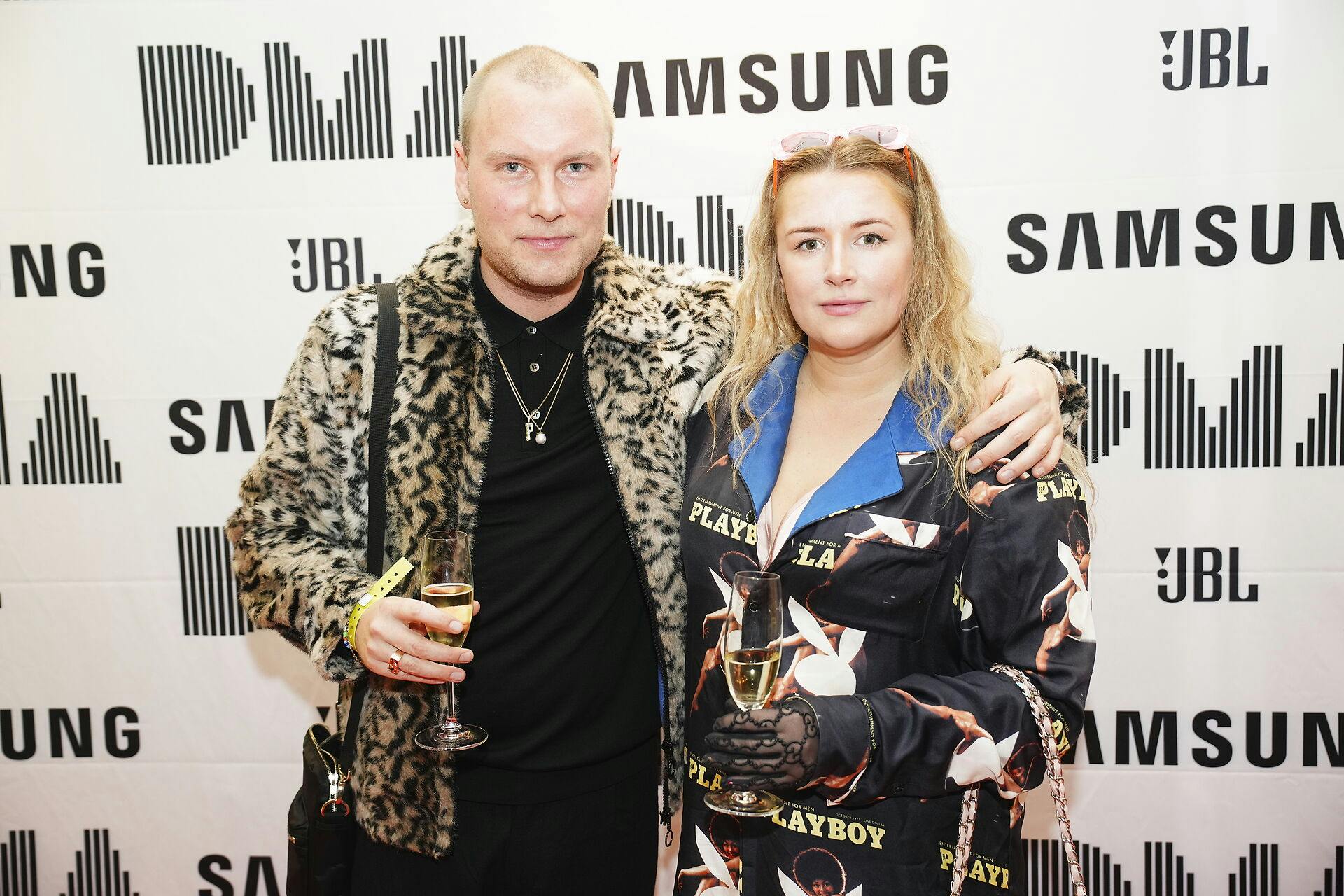 Pelle Peter Jencels og Maria Jencels ferie med børnene gik vist langt fra, som de håbede.