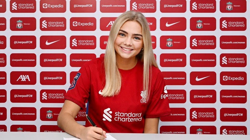 Sofie Lundgaard har lavet en aftale med Liverpool, der løber til sommeren 2025.