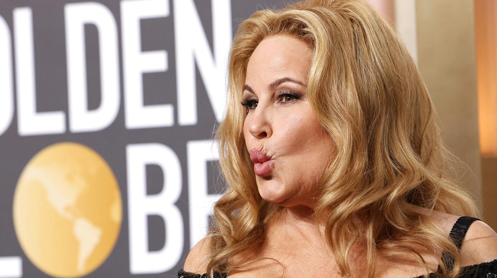 Jennifer Coolidge leverede en vild tale til årets Golden Globe-uddeling.