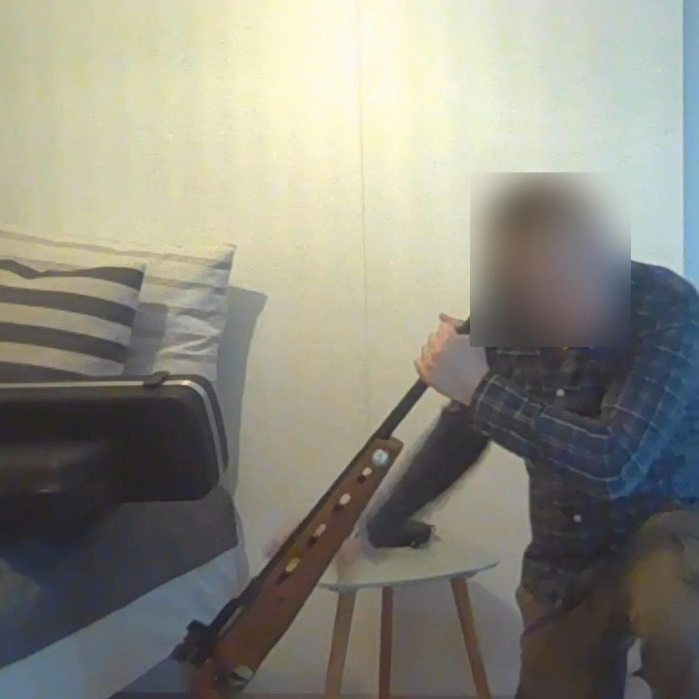 Den 22-årige mand, som politiet mener affyrede skud mod helt tilfældige mennesker i shoppingcentret Field's sidste år, er sigtet for tre drab og adskillige drabsforsøg.
