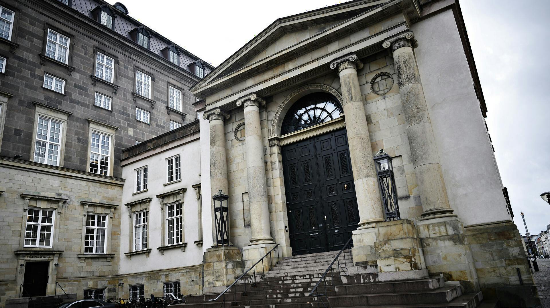 Højesteret har torsdag taget stilling til, om en syrisk statsborger, der er mentalt retarderet i lettere grad, kunne udvises af Danmark for at have begået vold, afpresning og andre forbrydelser.