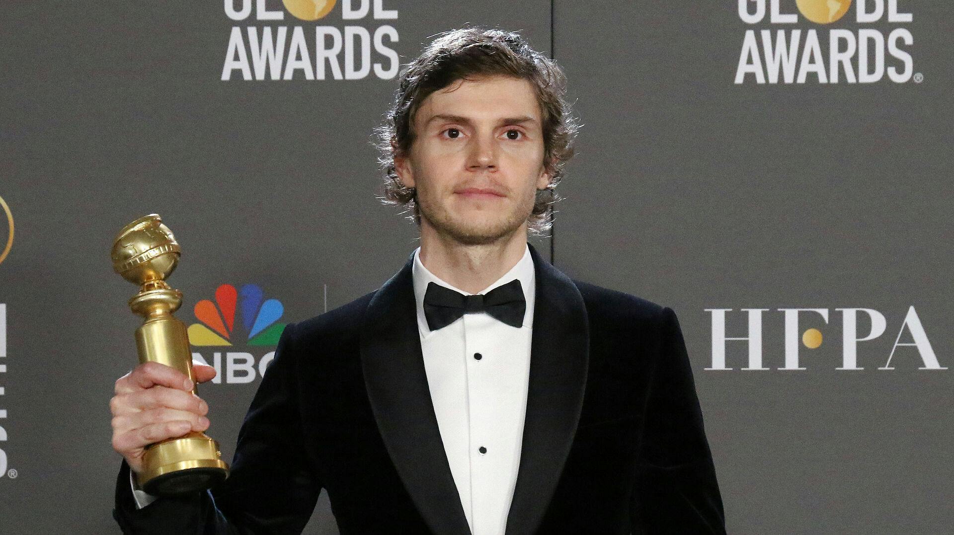 Evan Peters vandt prisen for bedste mandlige skuespiller i miniserie eller tv-film.