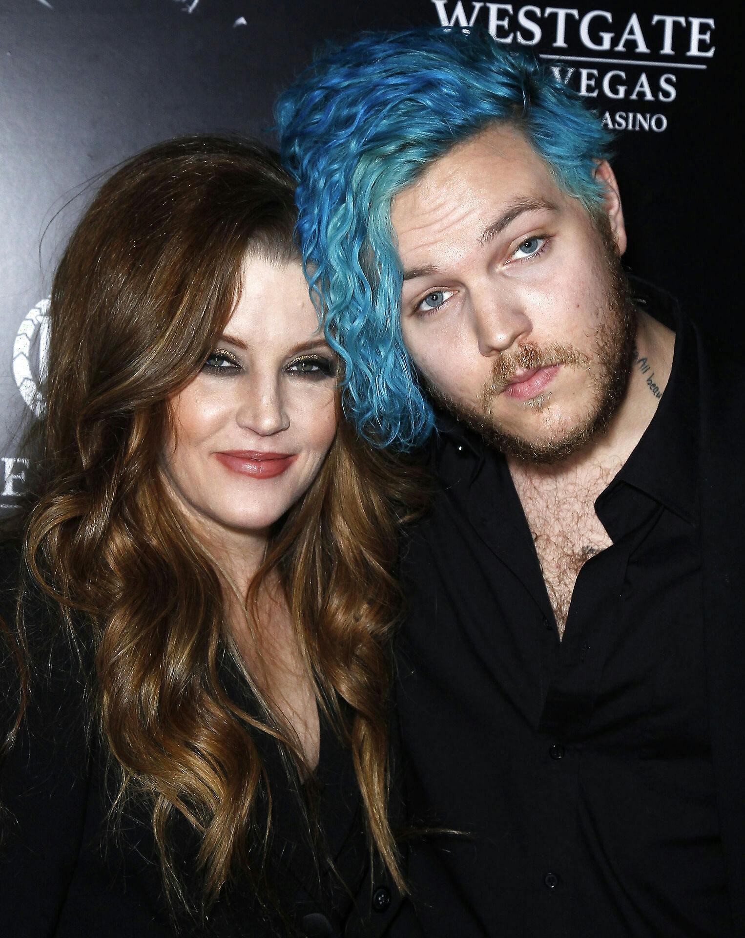 Benjamin Keough, der er søn af Lisa Marie Presley, får nu følgeskab af sin mor i døden. 