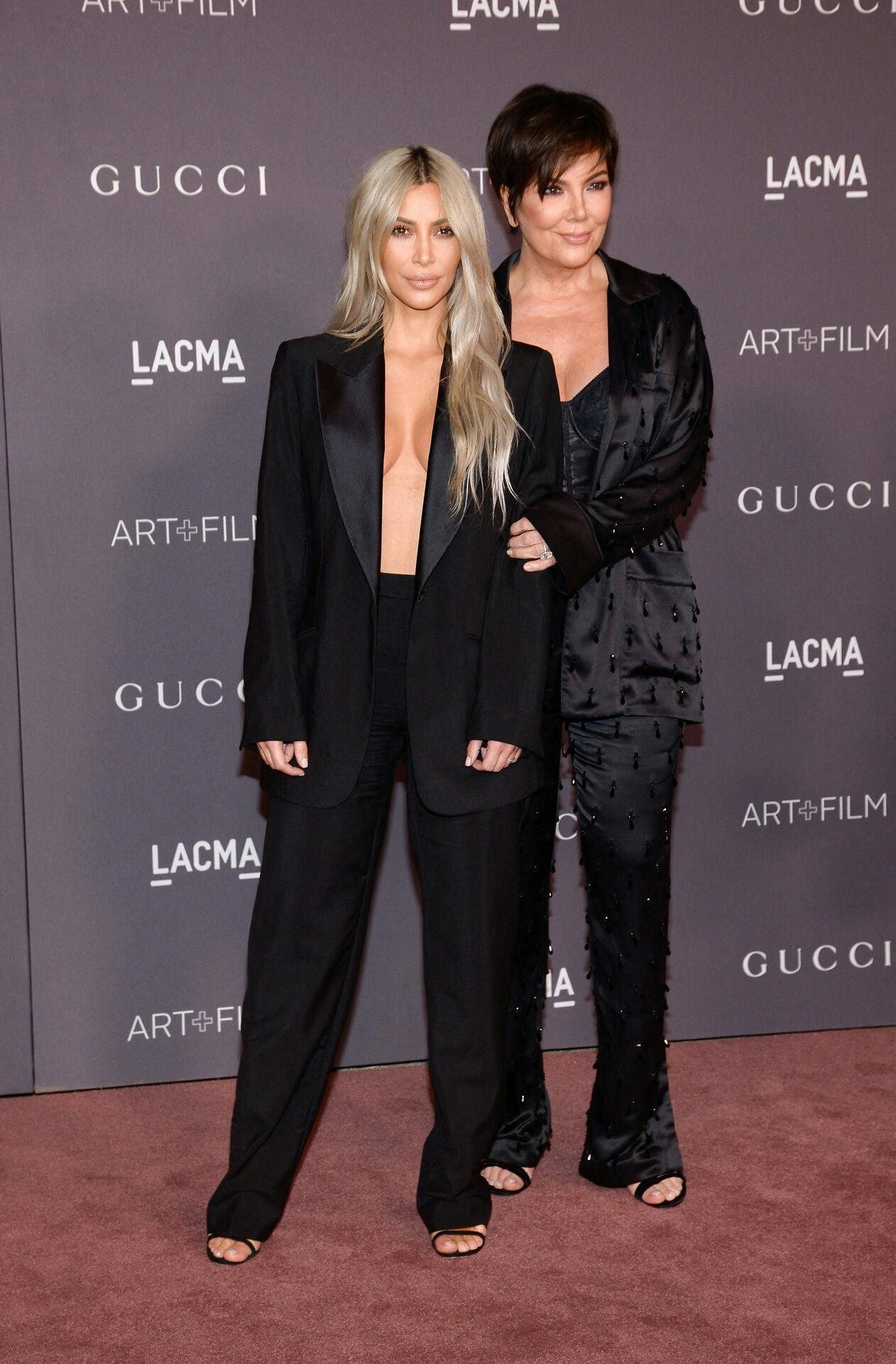 Kim og Kris tog med til Toronto for at vise deres respekt og støtte til Tristan. 