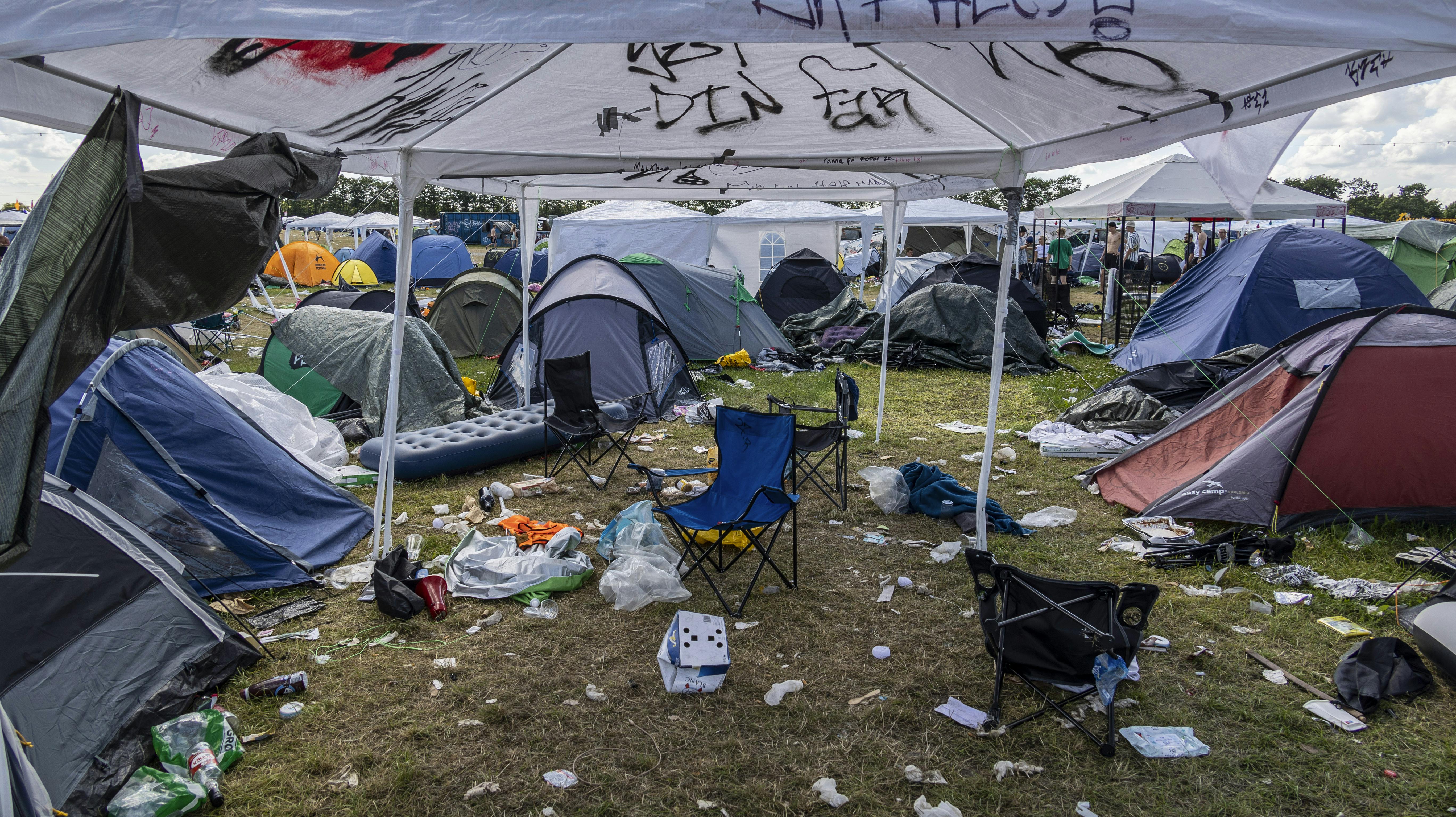 En 26-årig mand er idømt syv måneders fængsel for voldtægt ved andet seksuelt forhold mod en sovende kvinde i et telt på Roskilde Festival 2022. Kvinden var beruset under voldtægten.