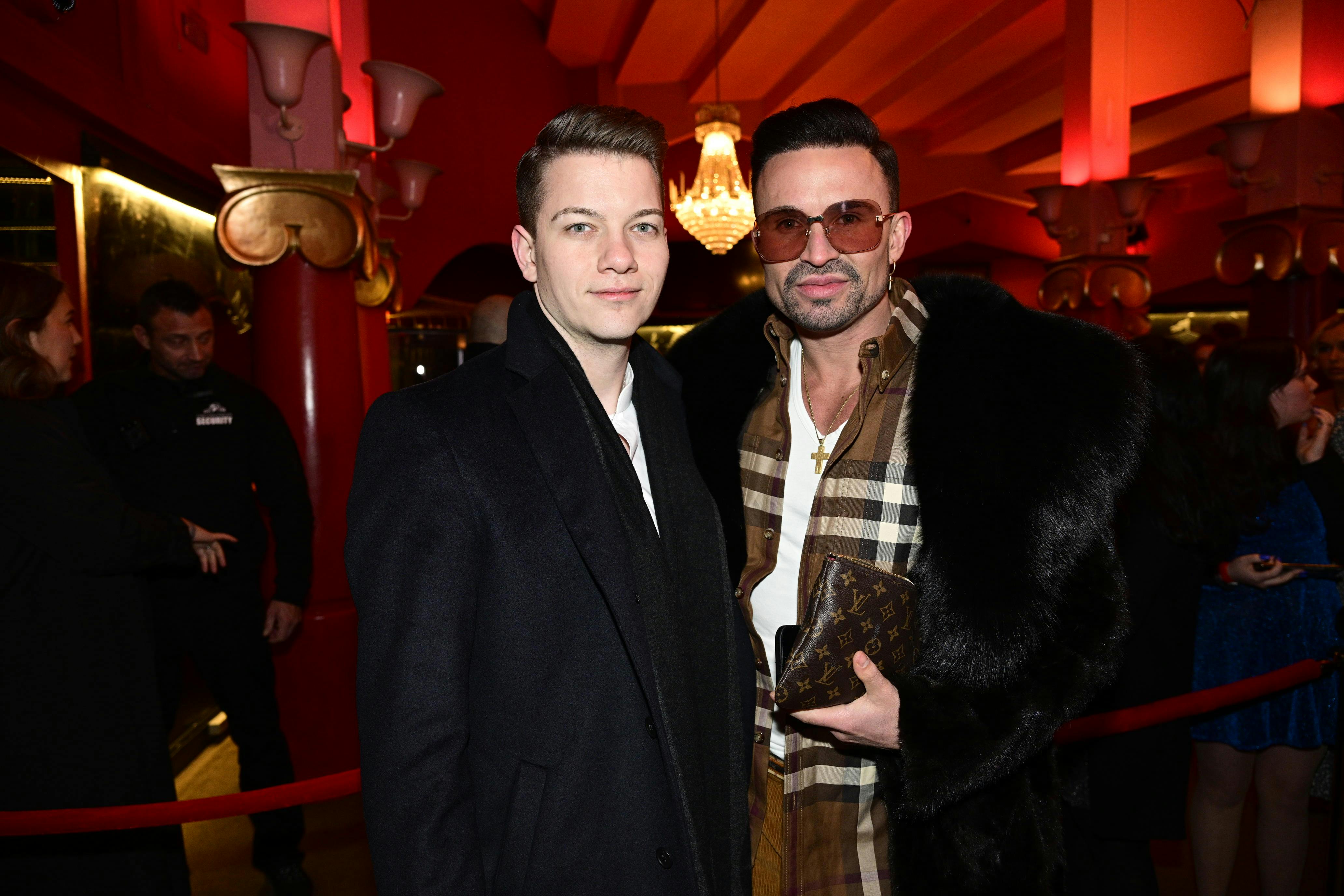 Gustavn Salinas sammen med kæresten Niels Goido