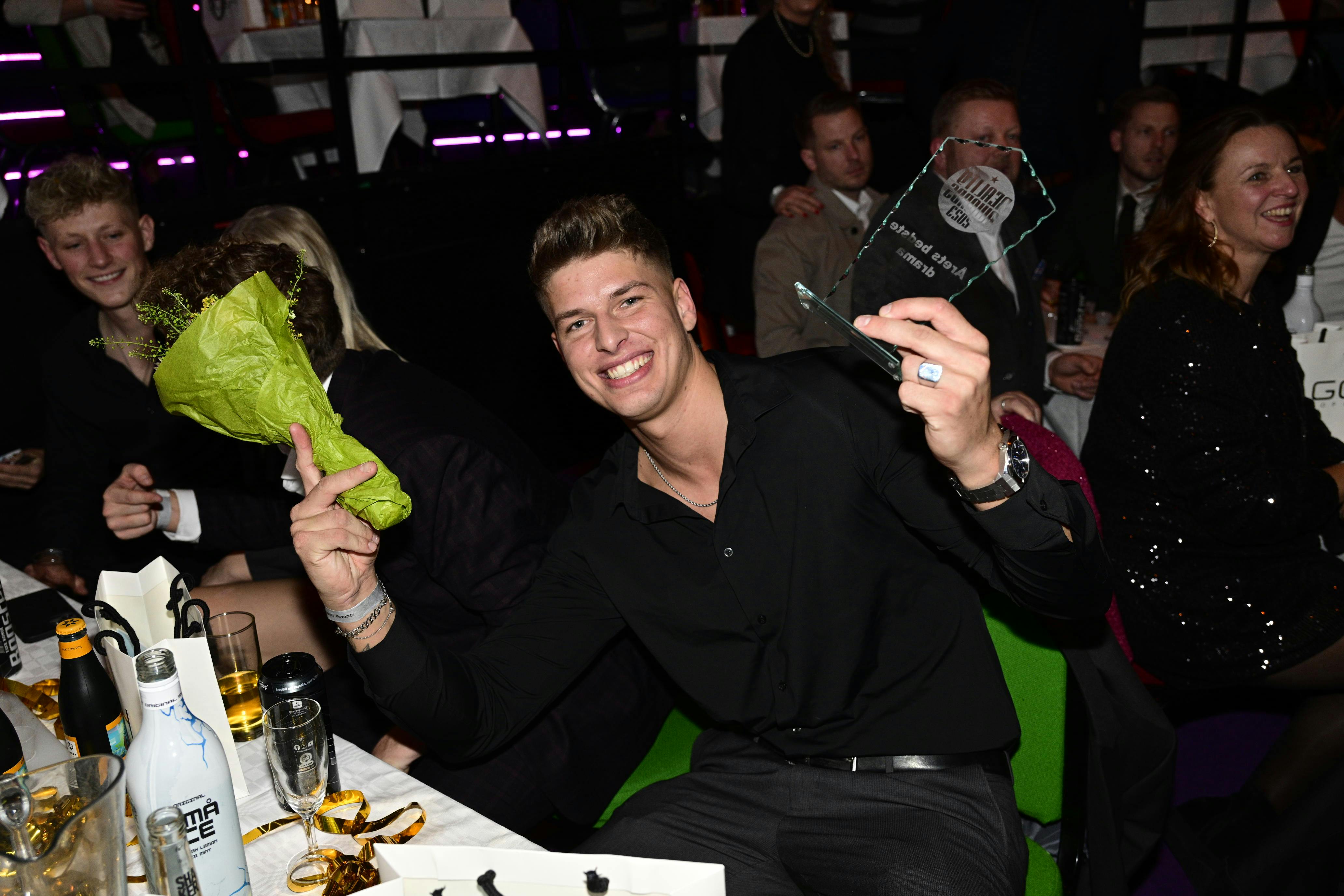 David virkede ikke ligefrem ked af sin dramapris.