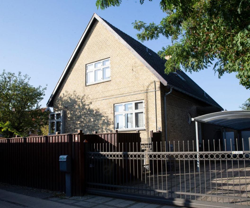 Brittas hus i Hvidovre blev solgt for 4,6 mio. kr., da hendes svindel blev opdaget.