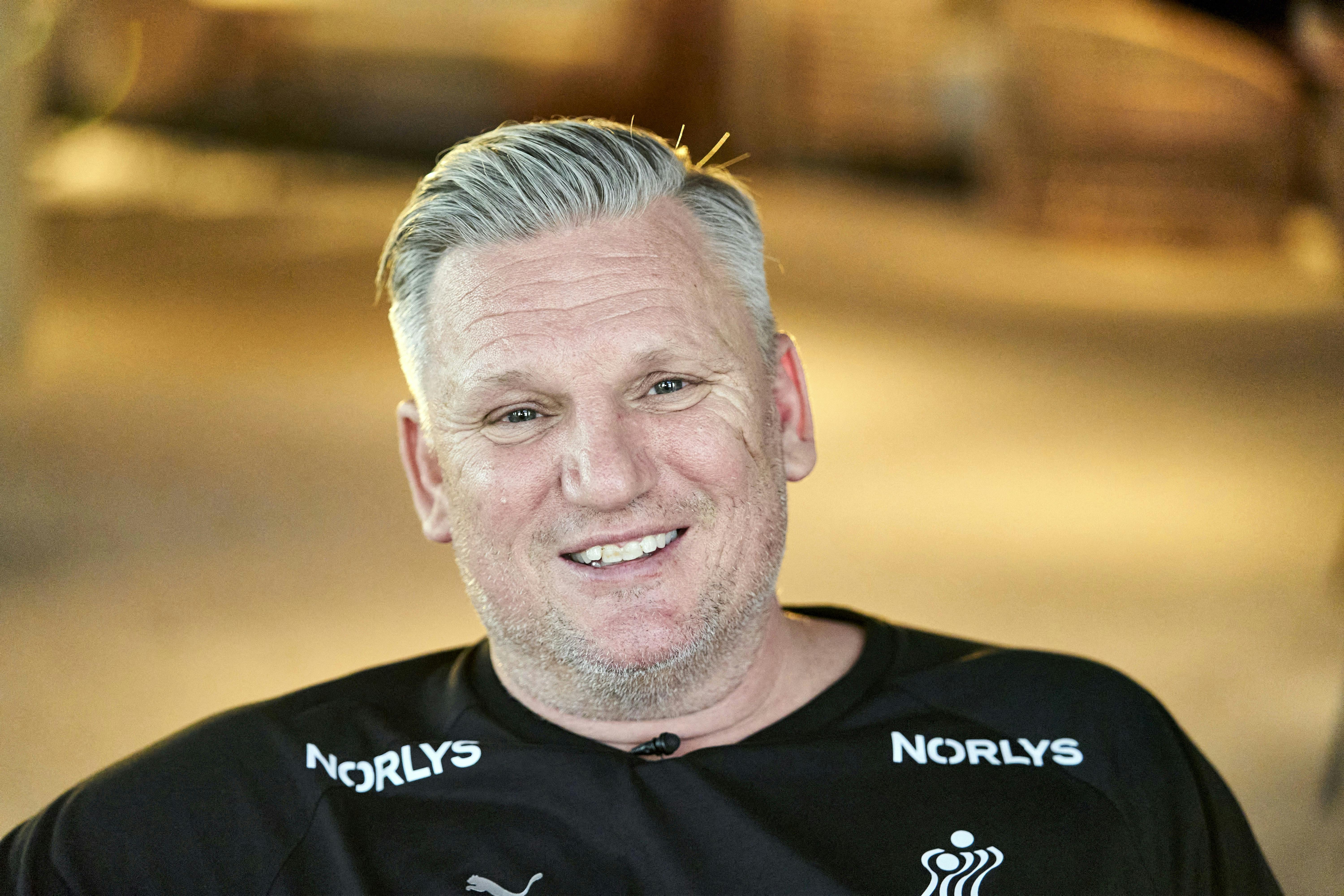 Den danske landsholdschef står i spidsen for sin 7. slutrunde som landstræner. Det er blevet til to VM-guldmedaljer. Et hattrick for Nikolaj Jacobsen? 