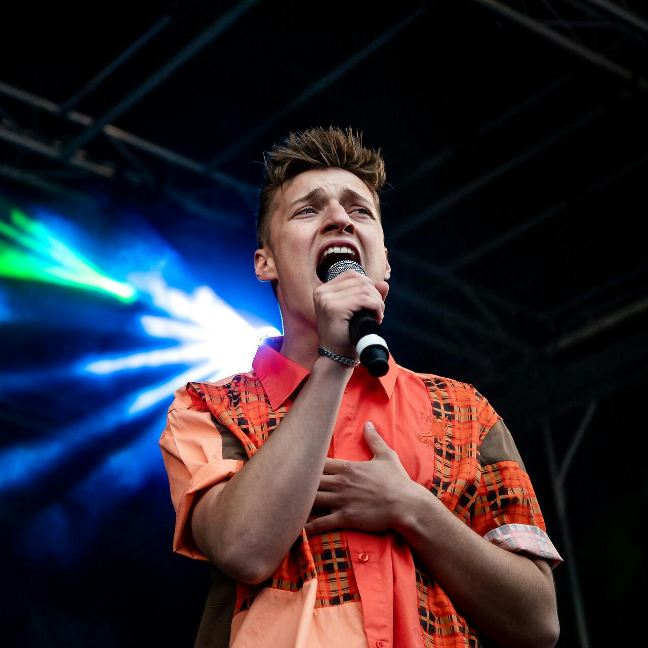 Lasse Skrivers første banger var hans version af "Budapest" af George Ezra.